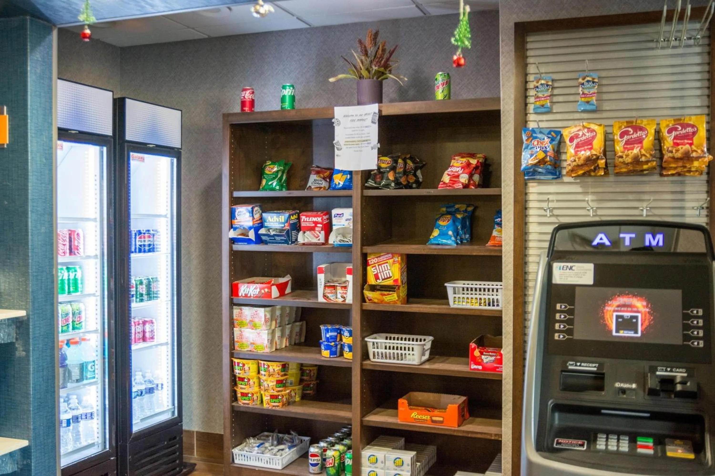 Food and drinks in La Quinta Inn & Suites by Wyndham Fayetteville I-95