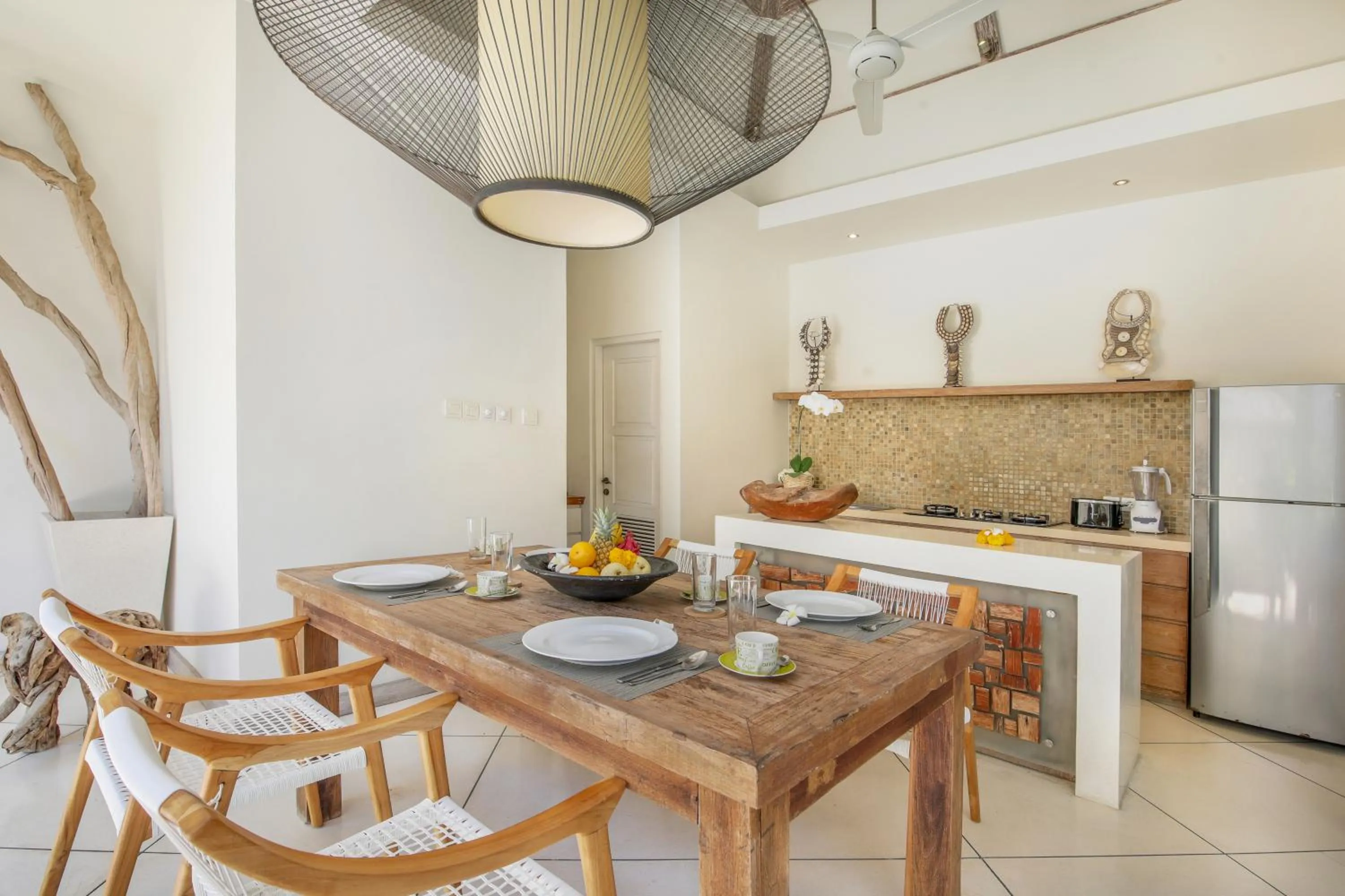 Dining area in Villa Safari