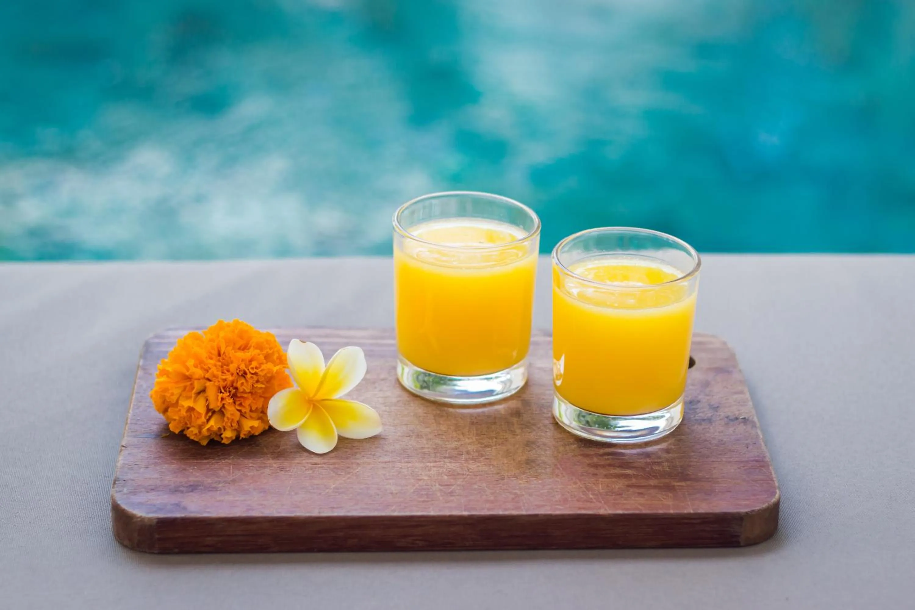 Drinks in Villa Safari