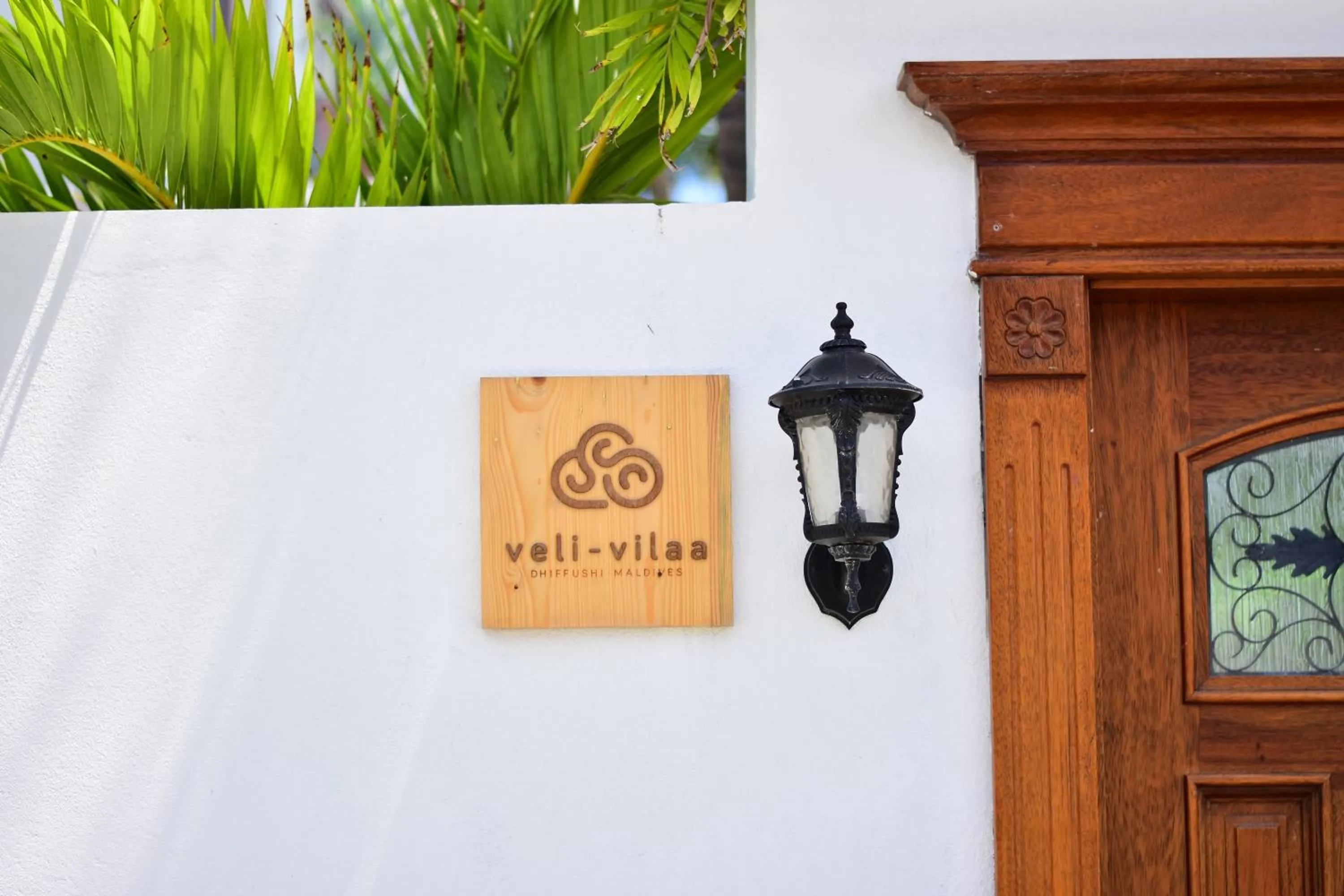 Facade/entrance in Veli Vilaa