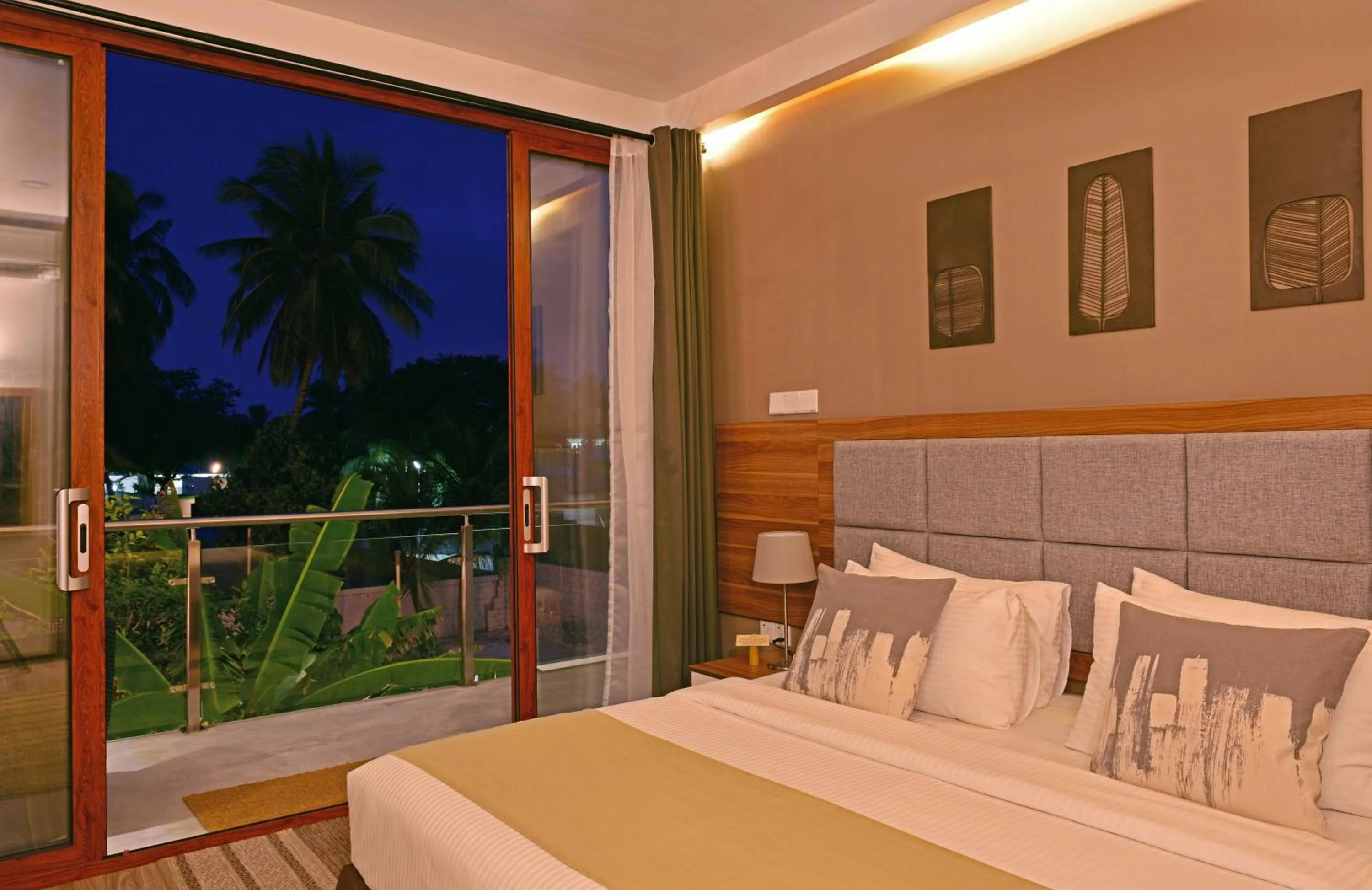 Photo of the whole room, Bed in Veli Vilaa