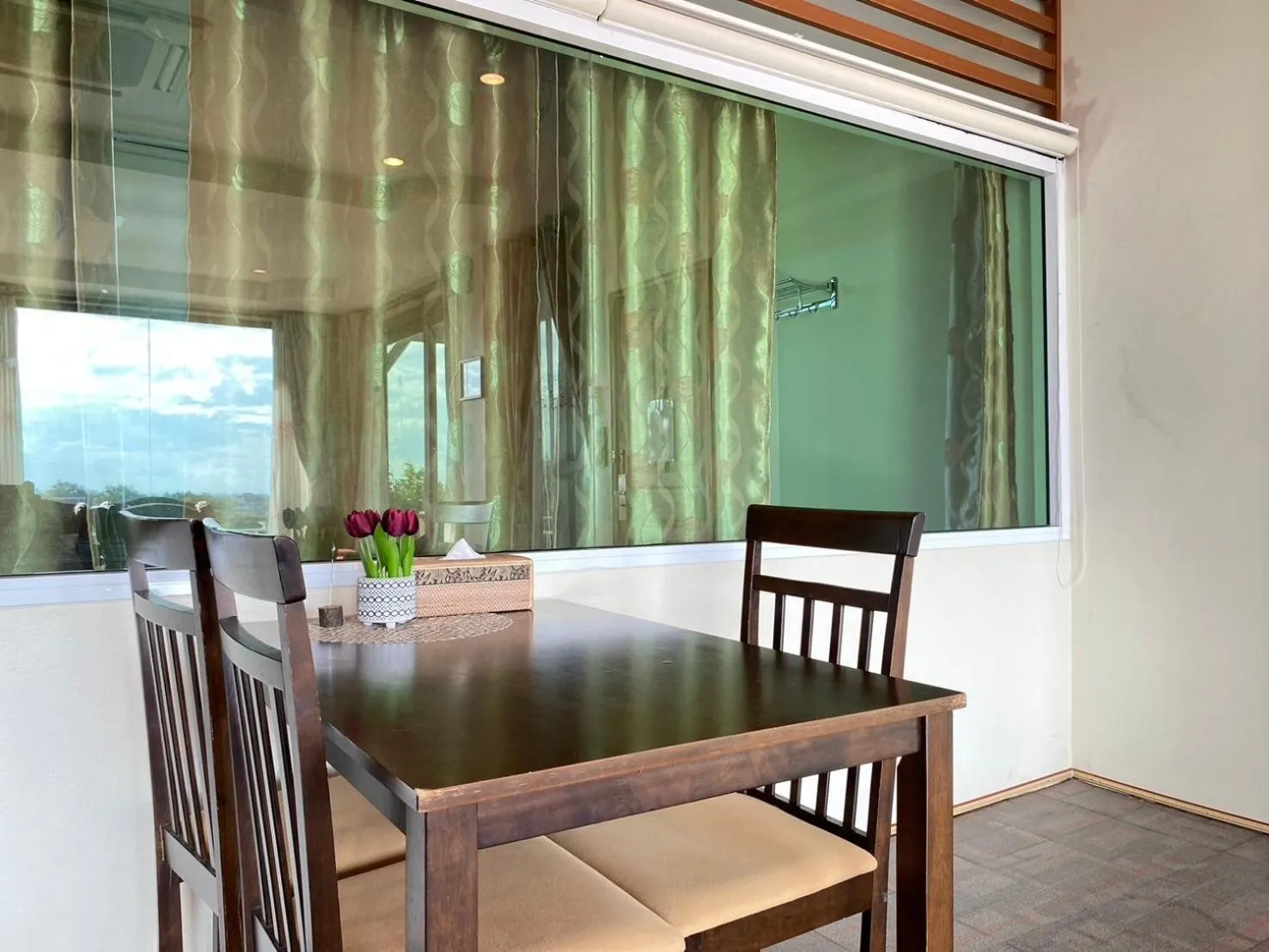 Area and facilities in Chaophayathara Riverside Hotel