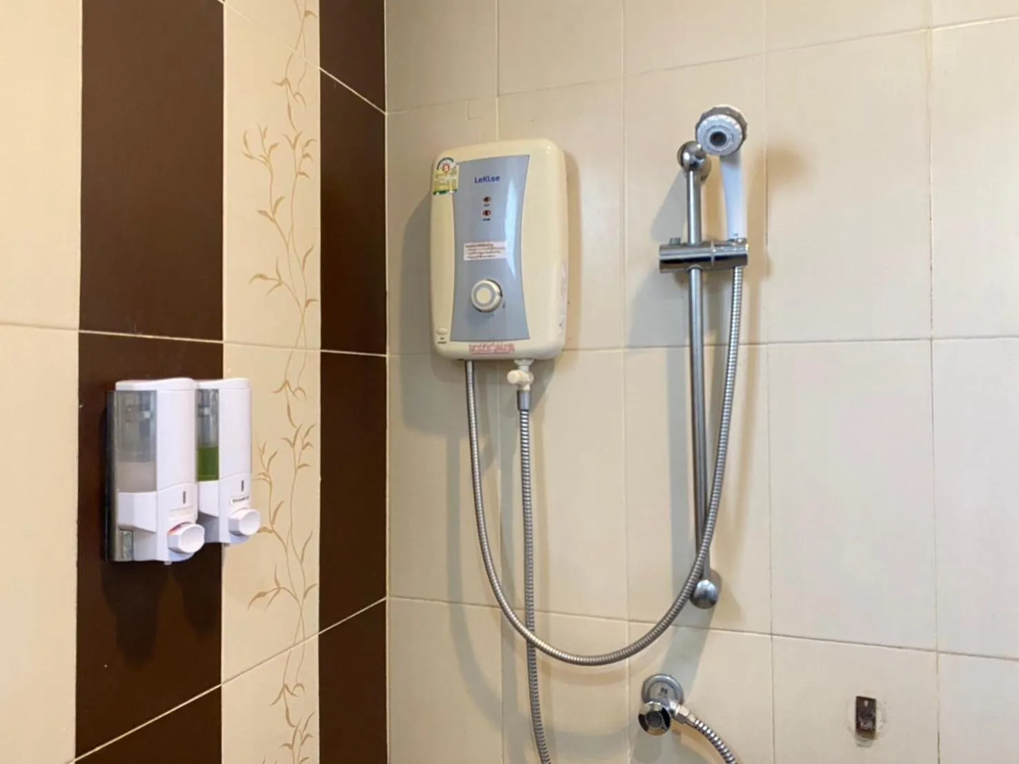 Bathroom in Chaophayathara Riverside Hotel