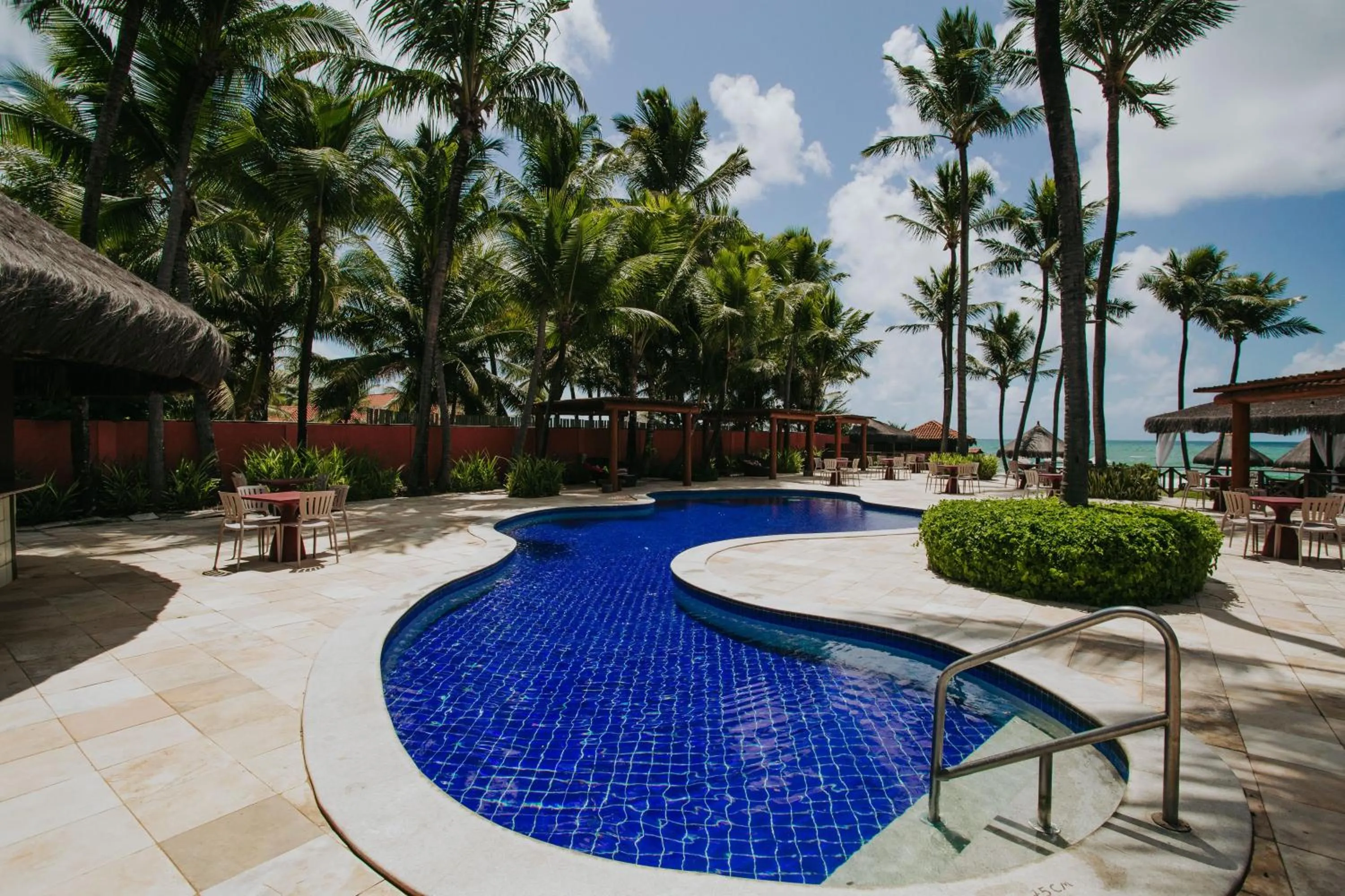 Swimming pool in Pousada Tabapitanga