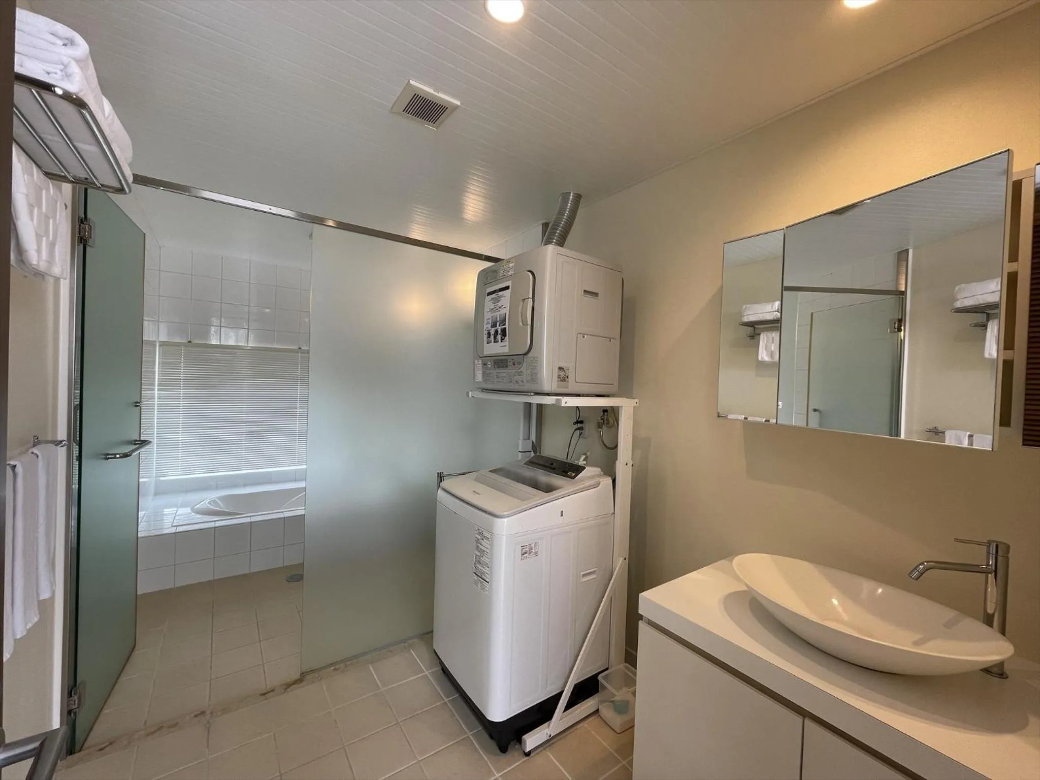 Bathroom in Ahman Suite Villa Sumuide