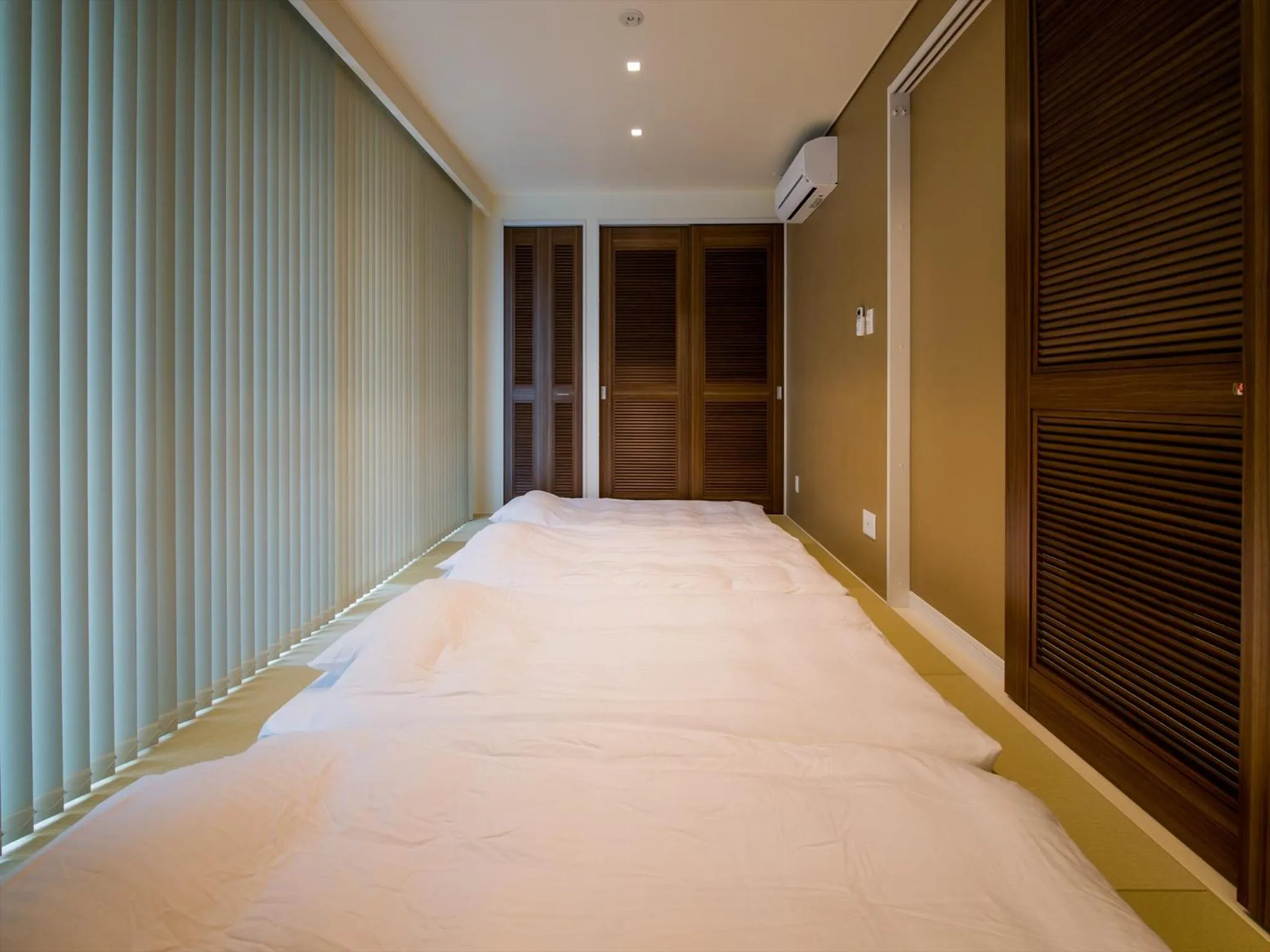 Photo of the whole room, Bed in Ahman Suite Villa Sumuide