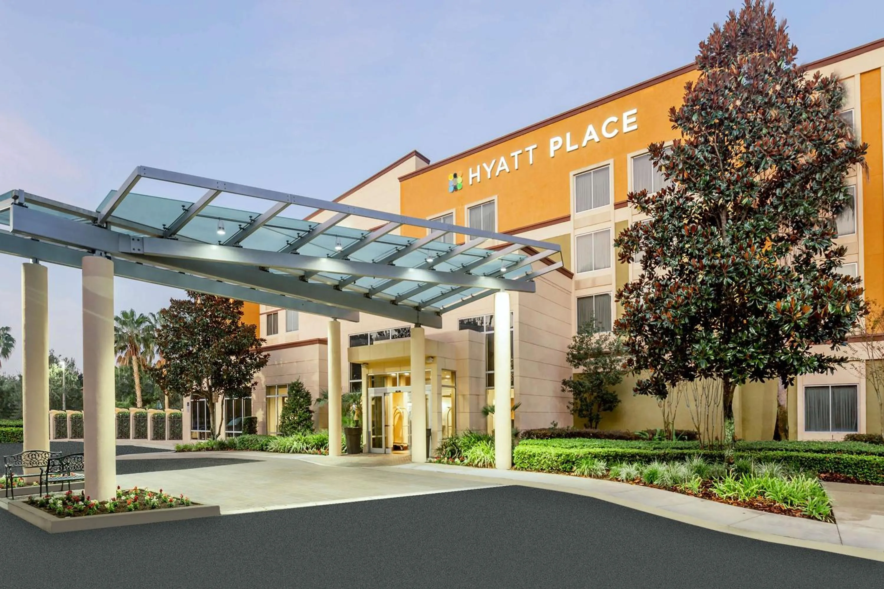 Property building in Hyatt Place Lake Mary/Orlando North