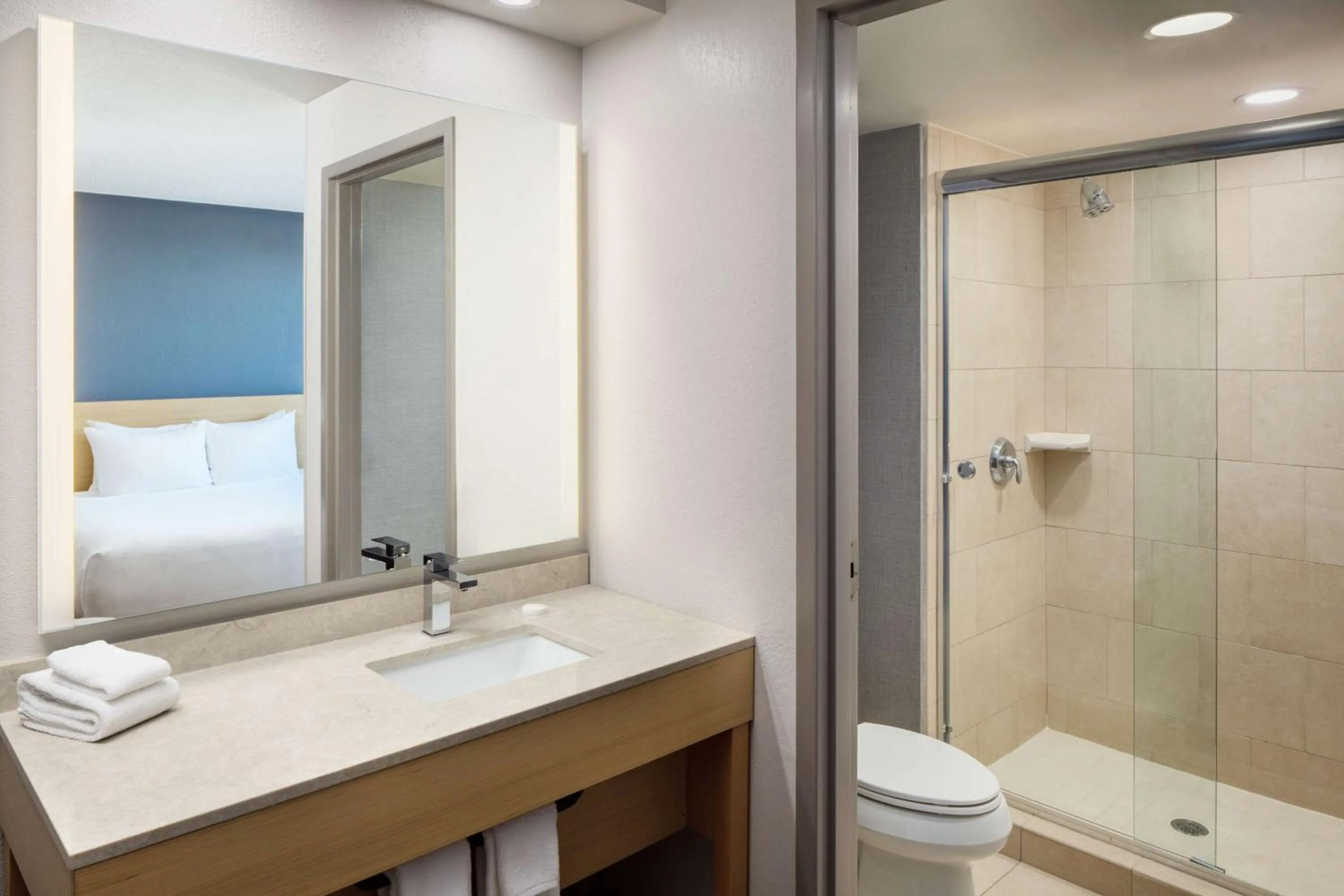 Bathroom in Hyatt Place Lake Mary/Orlando North