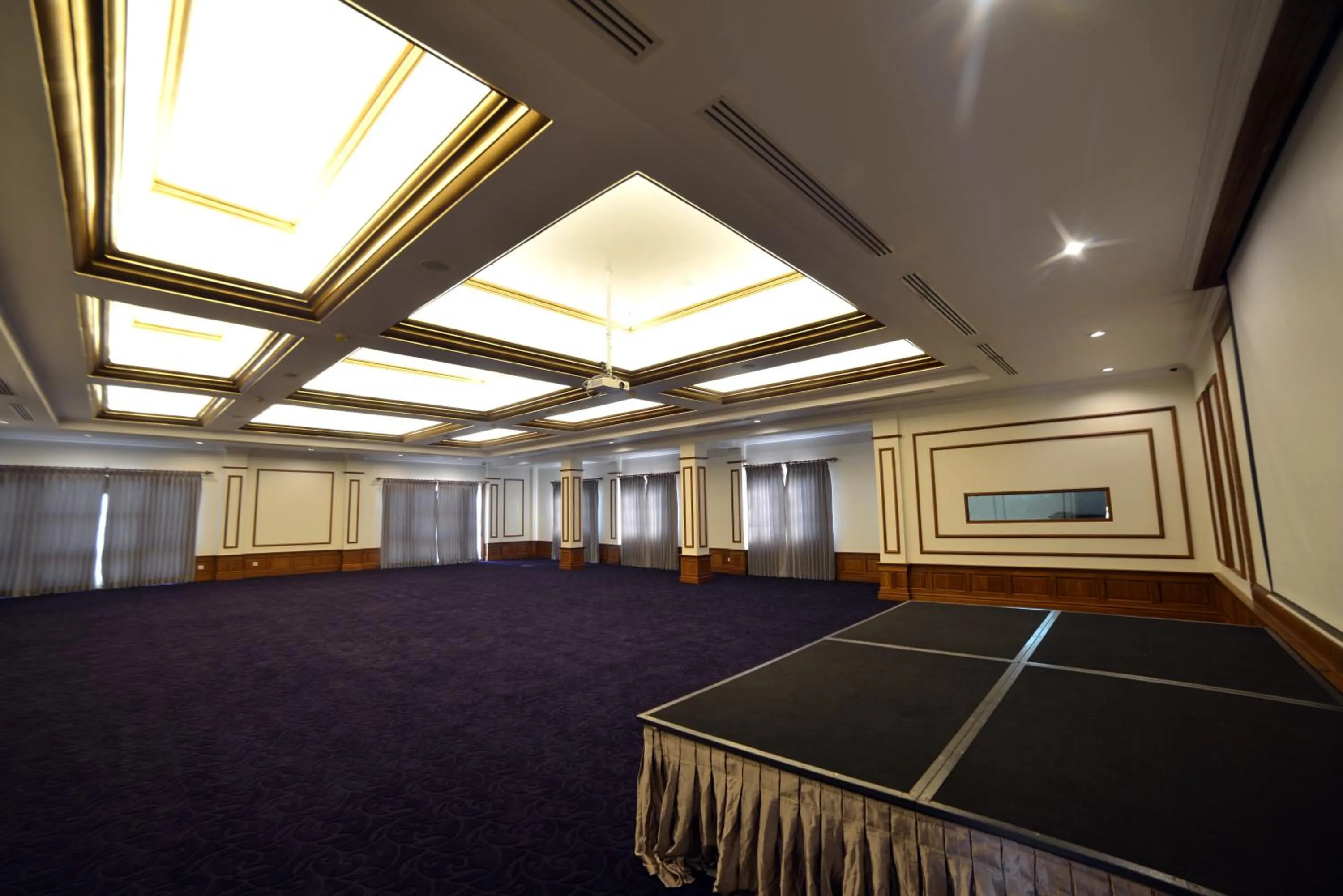 Business facilities in Heritage Bagan Hotel