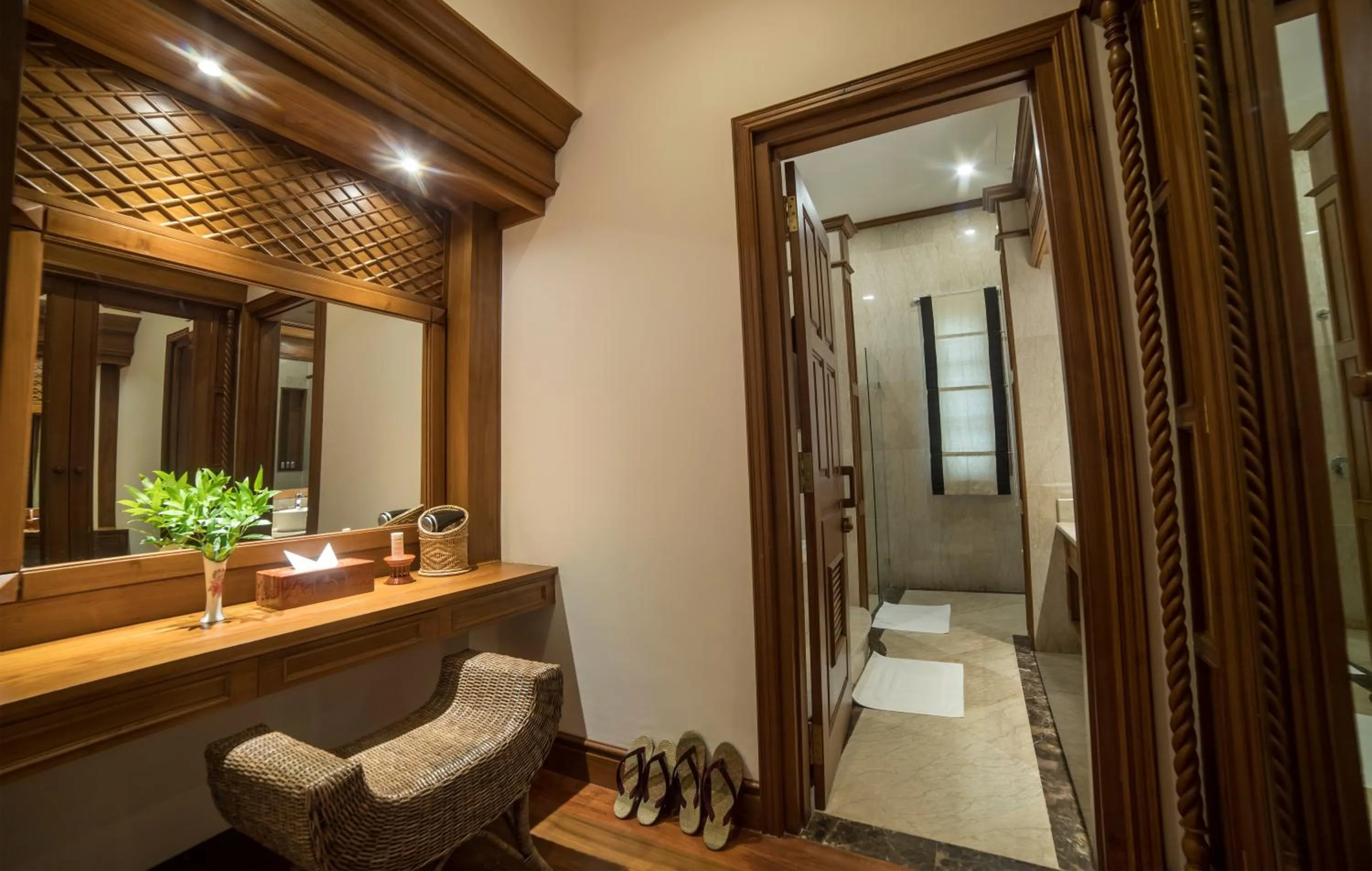 Toilet in Heritage Bagan Hotel