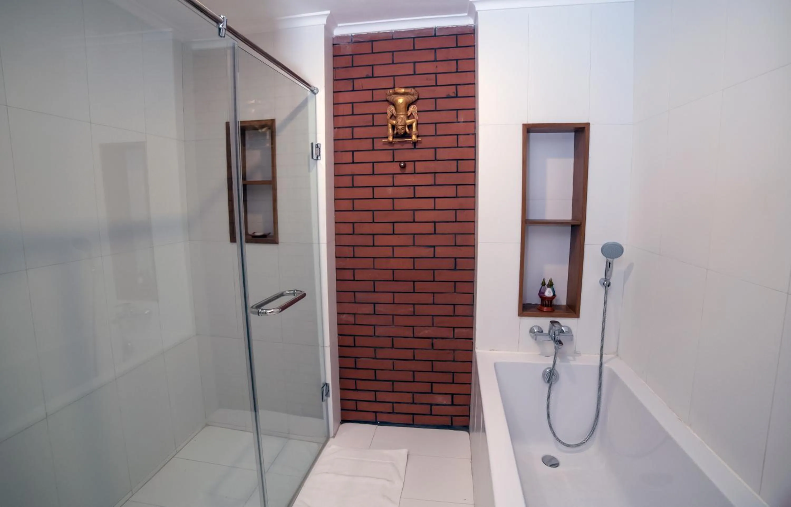 Shower in Heritage Bagan Hotel