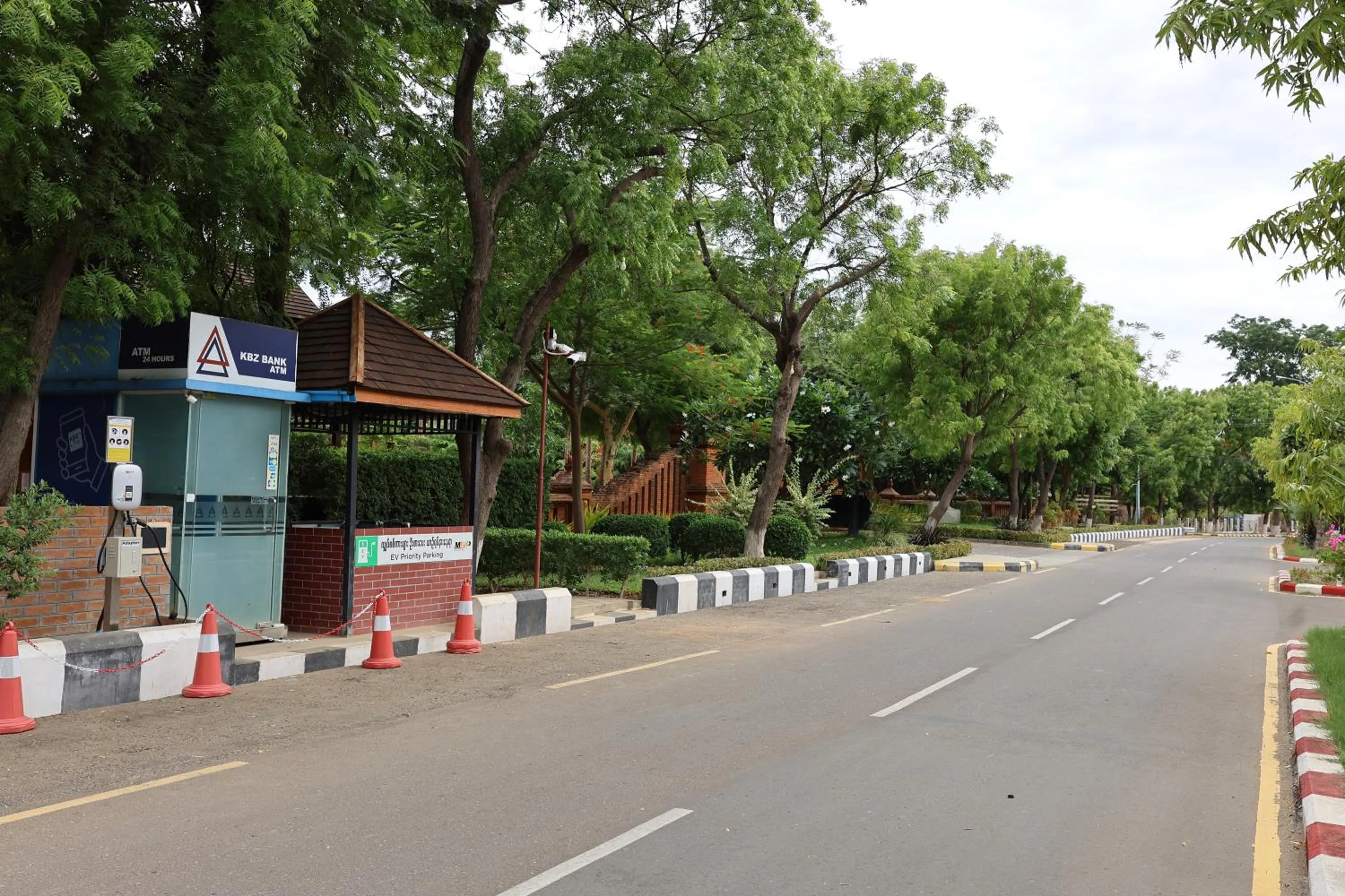 Heritage Bagan Hotel