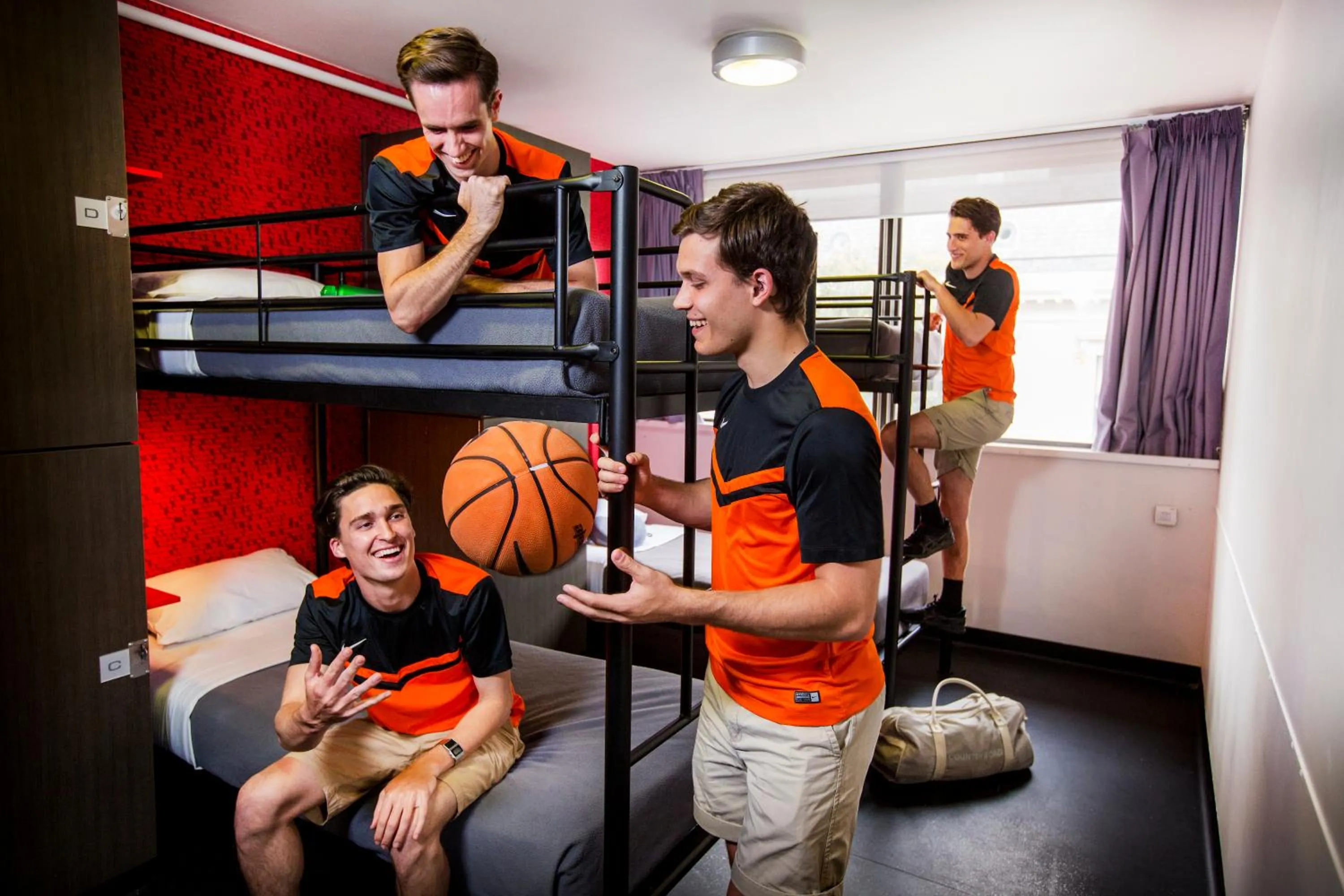 bunk bed in Space Hotel