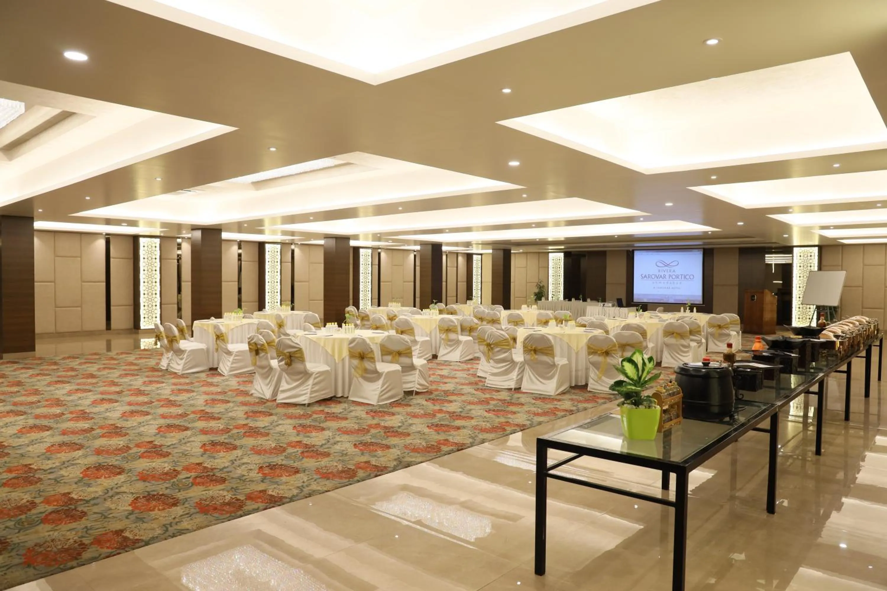 Banquet/Function facilities in Sarovar Portico Rivera Ahmedabad