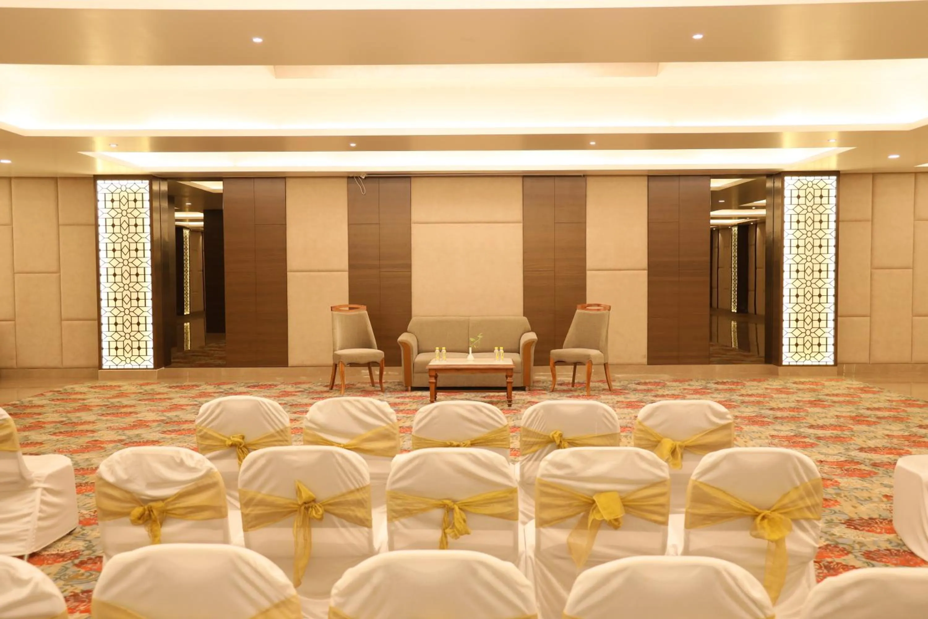 Banquet/Function facilities in Sarovar Portico Rivera Ahmedabad