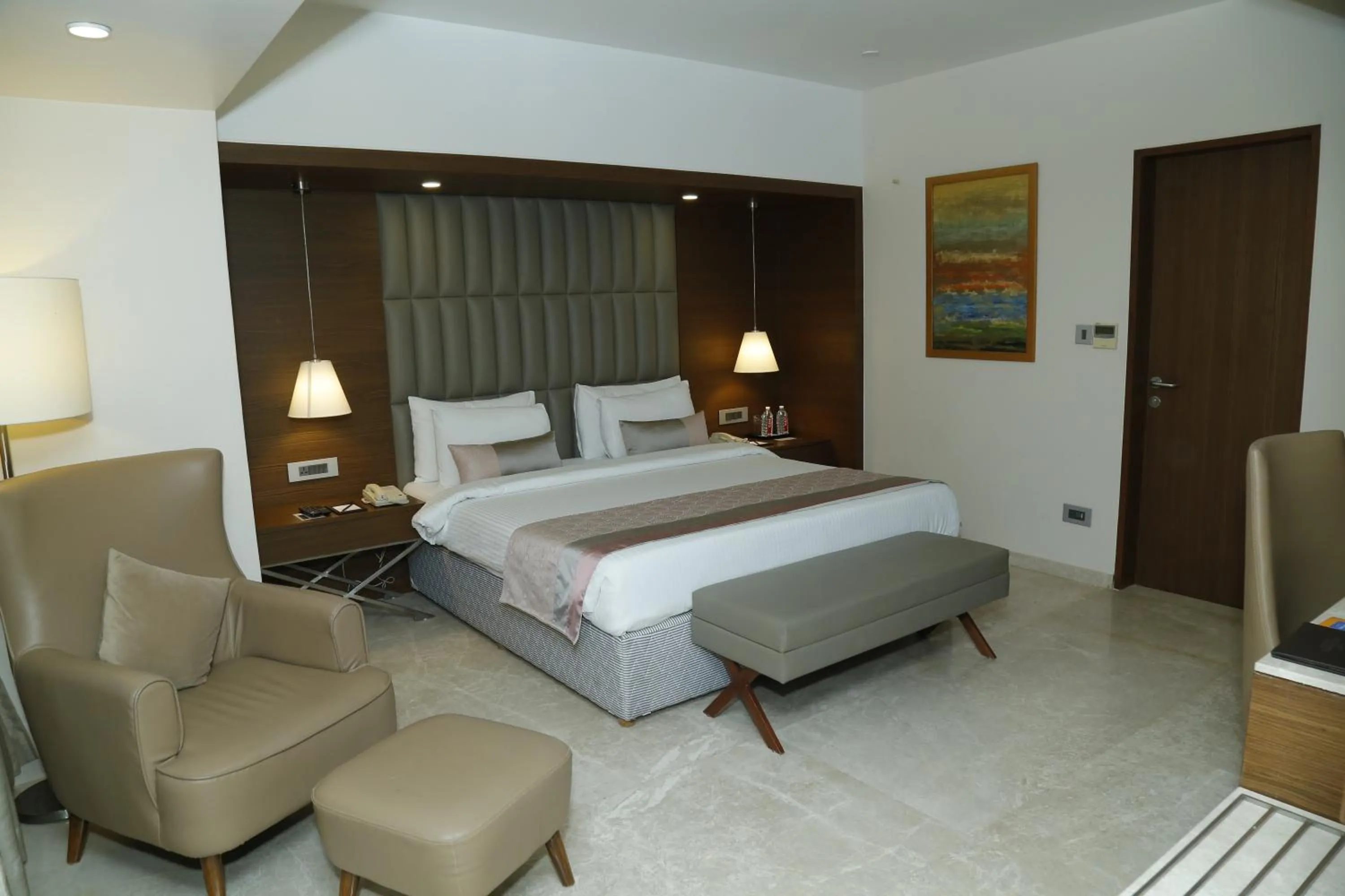 Bedroom, Bed in Sarovar Portico Rivera Ahmedabad