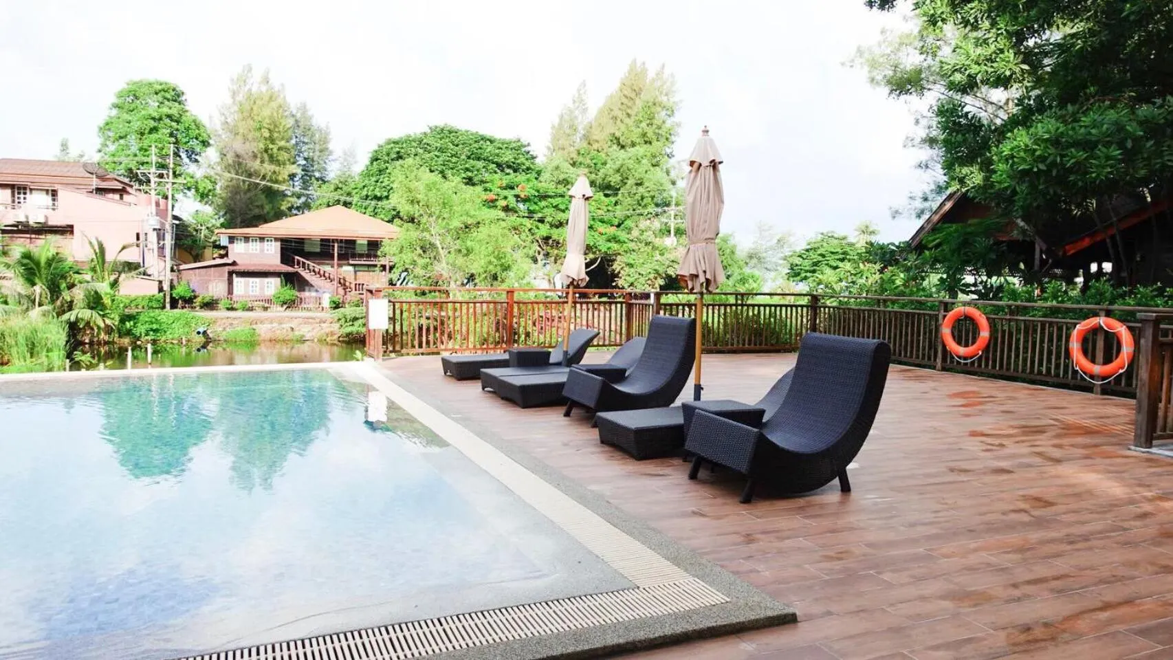 Swimming pool in Baan Imm Sook Resort