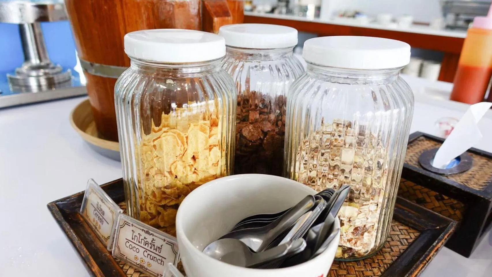 Food and drinks in Baan Imm Sook Resort