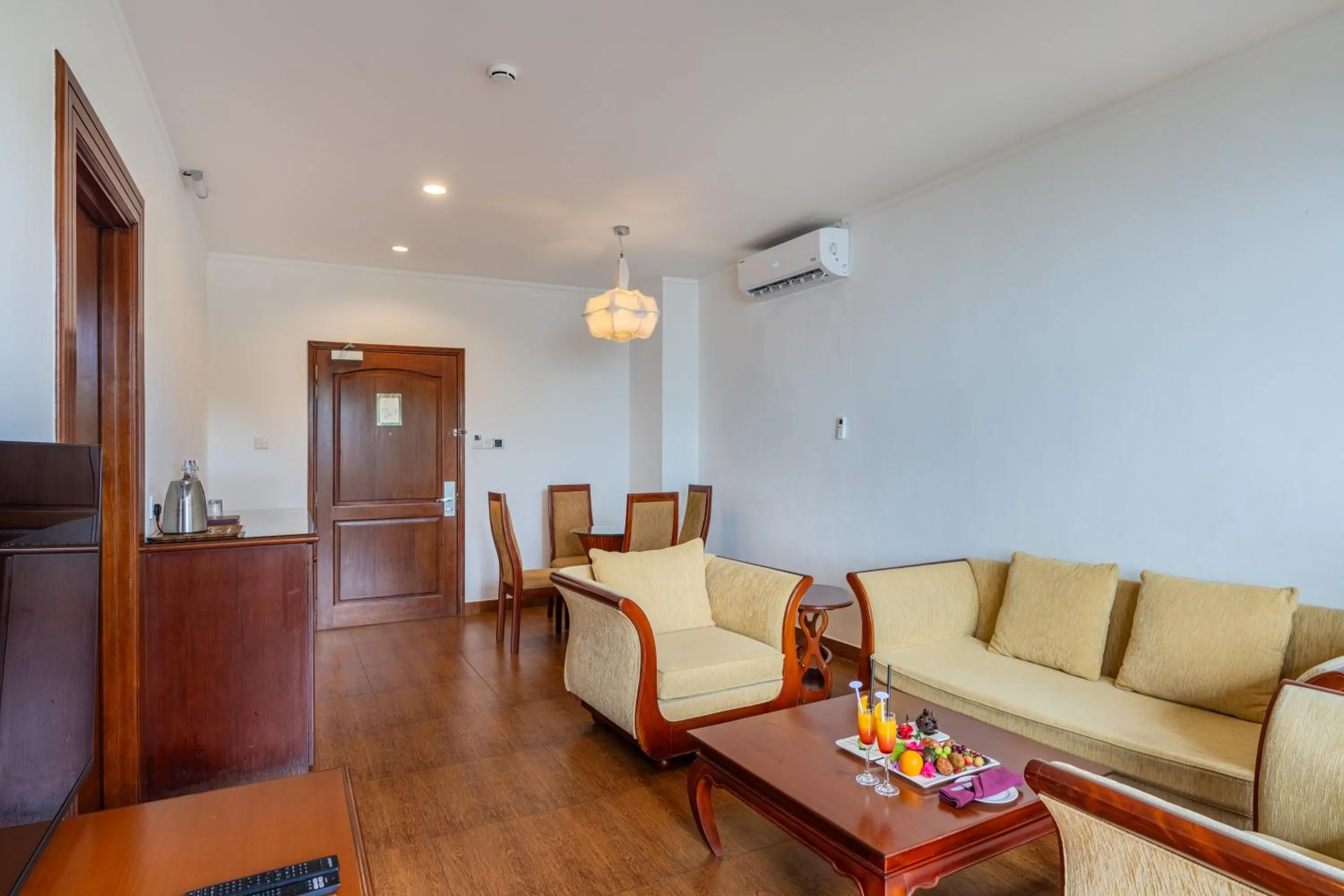 Living room in Hulhule Island Hotel- Private Beach Access & Airport Pick-up and Drop