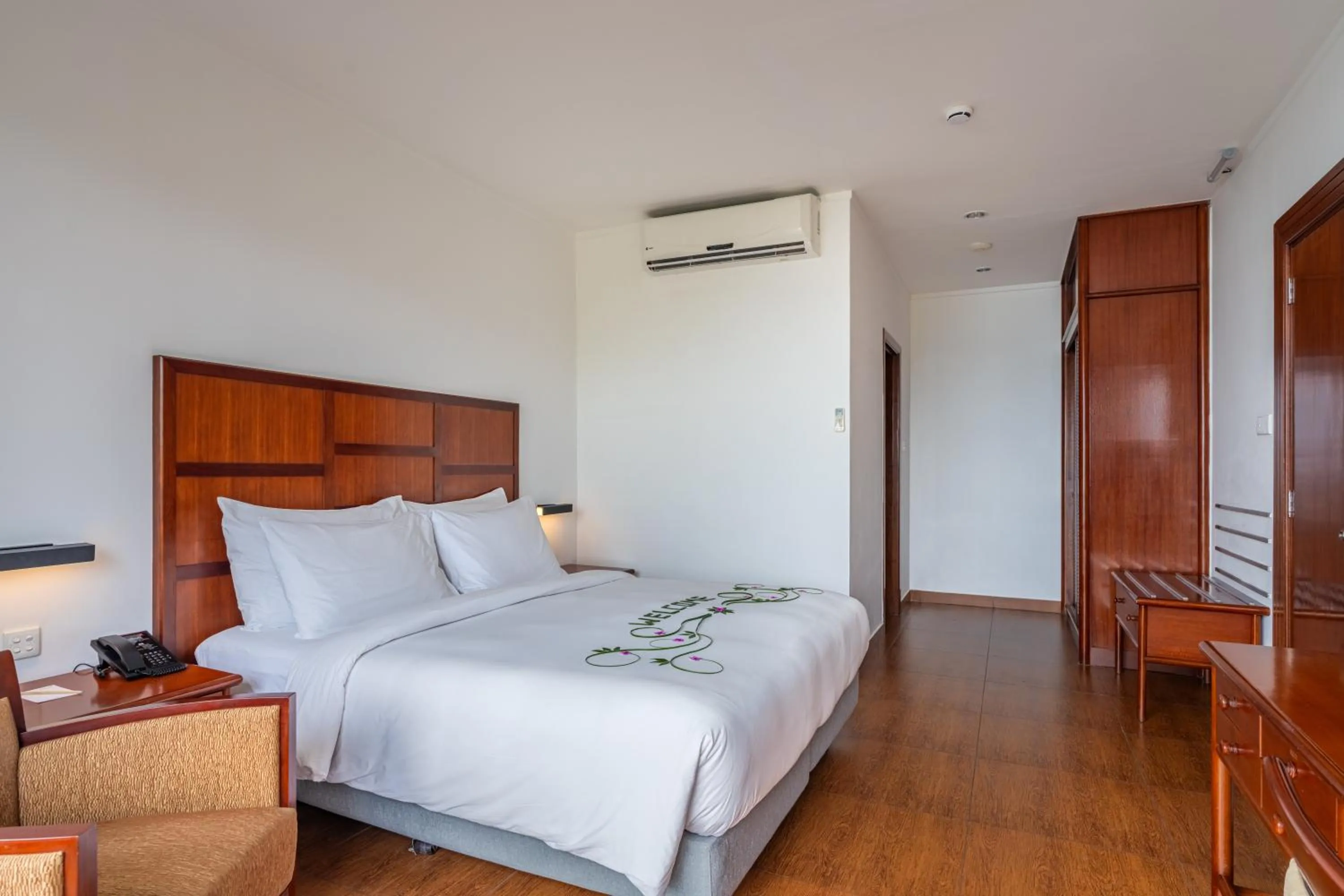 Bed in Hulhule Island Hotel- Private Beach Access & Airport Pick-up and Drop