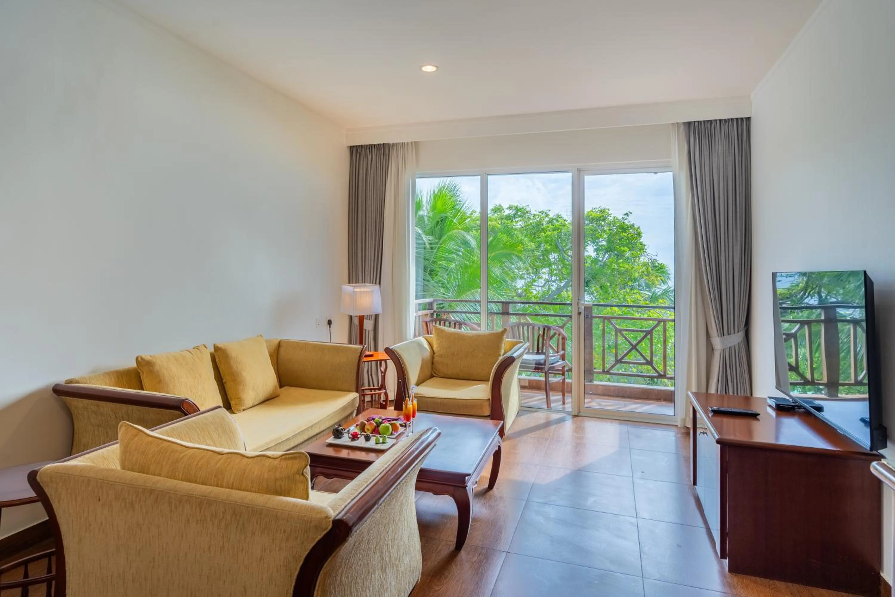 Living room in Hulhule Island Hotel- Private Beach Access & Airport Pick-up and Drop