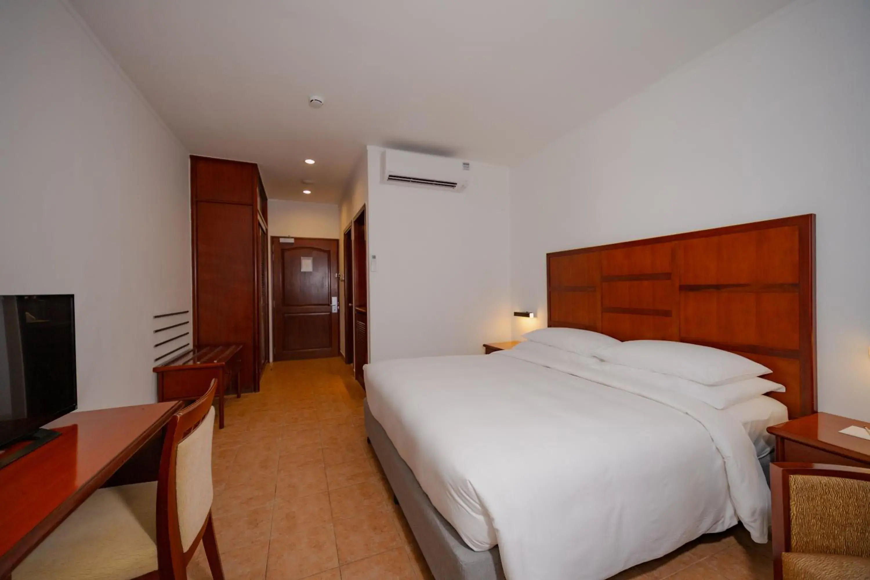 Superior Room in Hulhule Island Hotel- Private Beach Access & Airport Pick-up and Drop Superior Room in Hulhule Island Hotel- Private Beach Access & Airport Pick-up and Drop