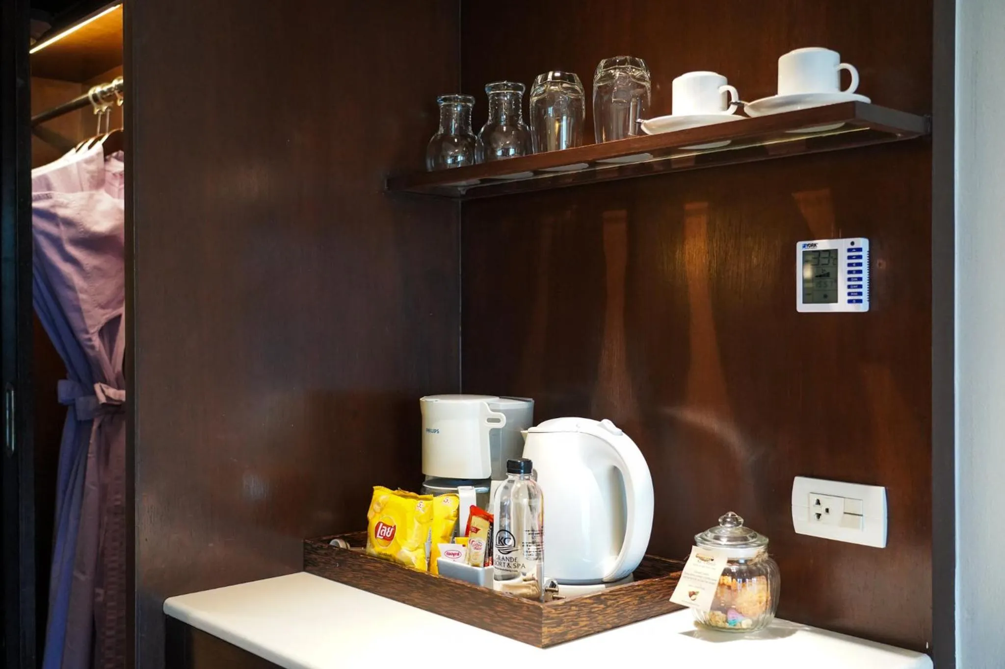 Coffee/tea facilities in KC Grande Resort Koh Chang