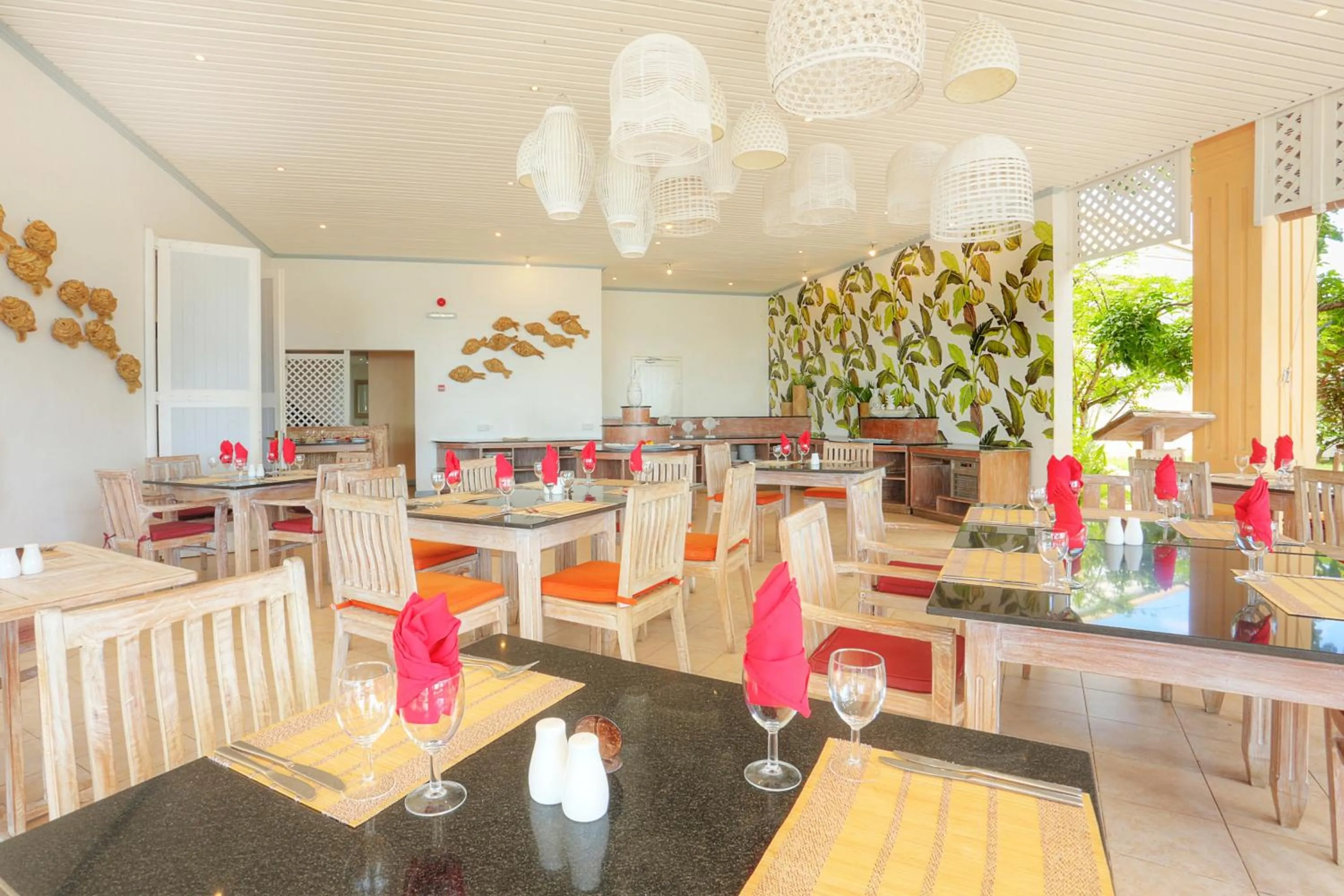 Restaurant/places to eat in Cocotiers Hotel - Rodrigues