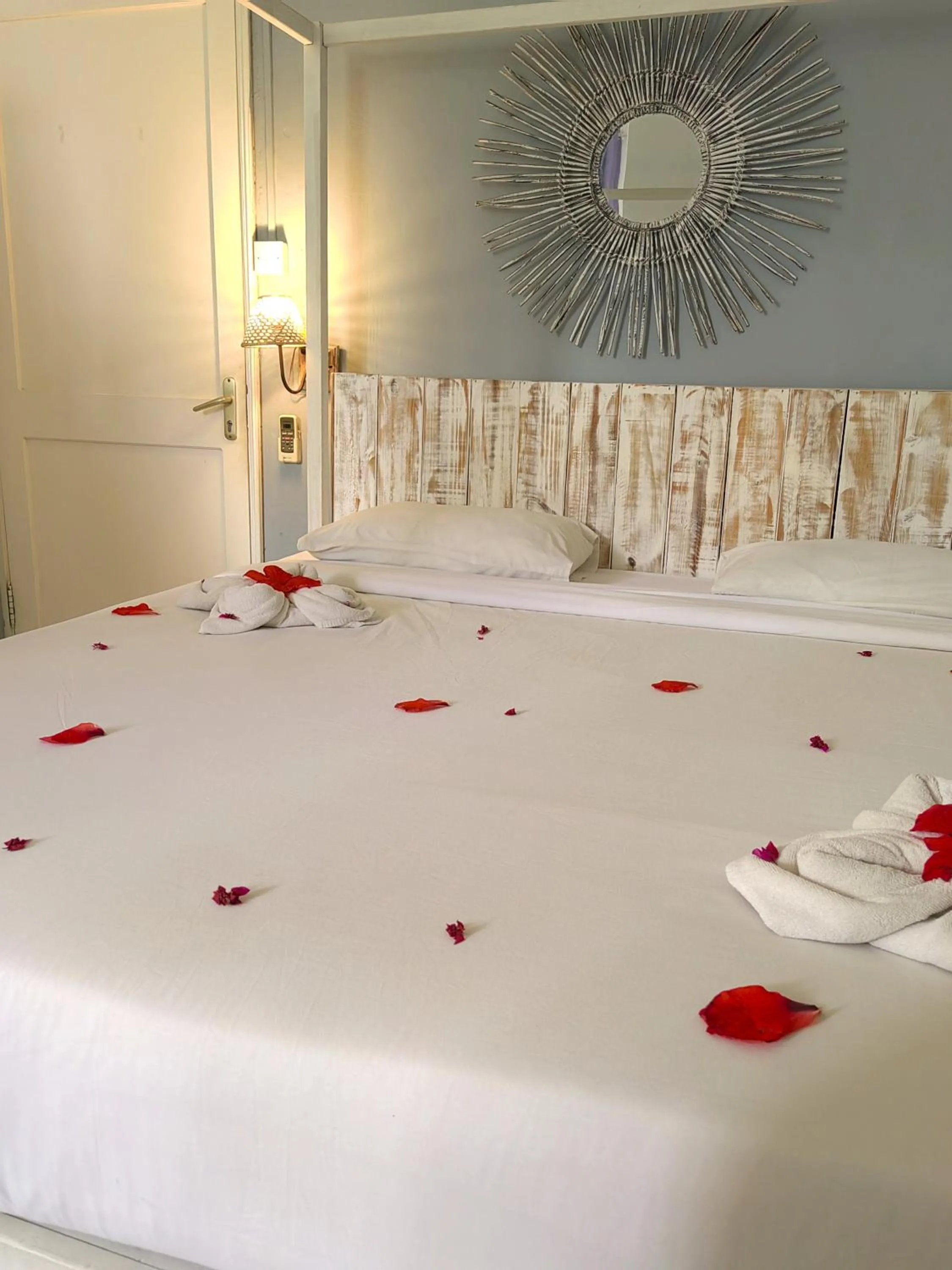 Bed in Cocotiers Hotel - Rodrigues