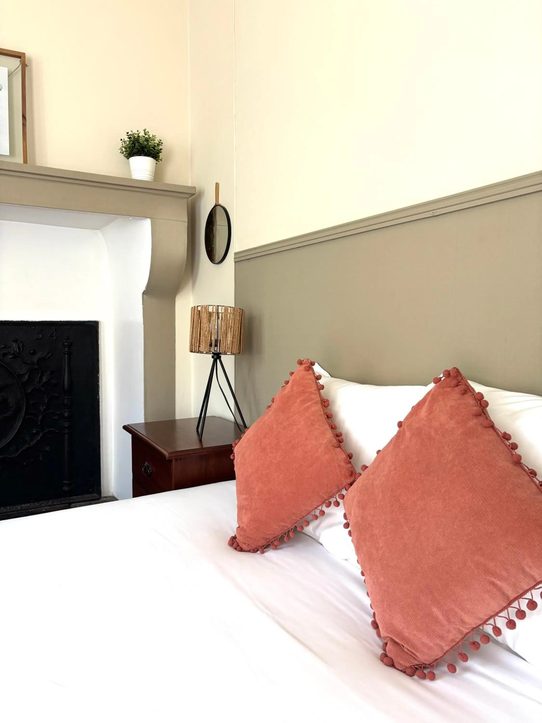 Bed in Hôtel Restaurant La Désirade