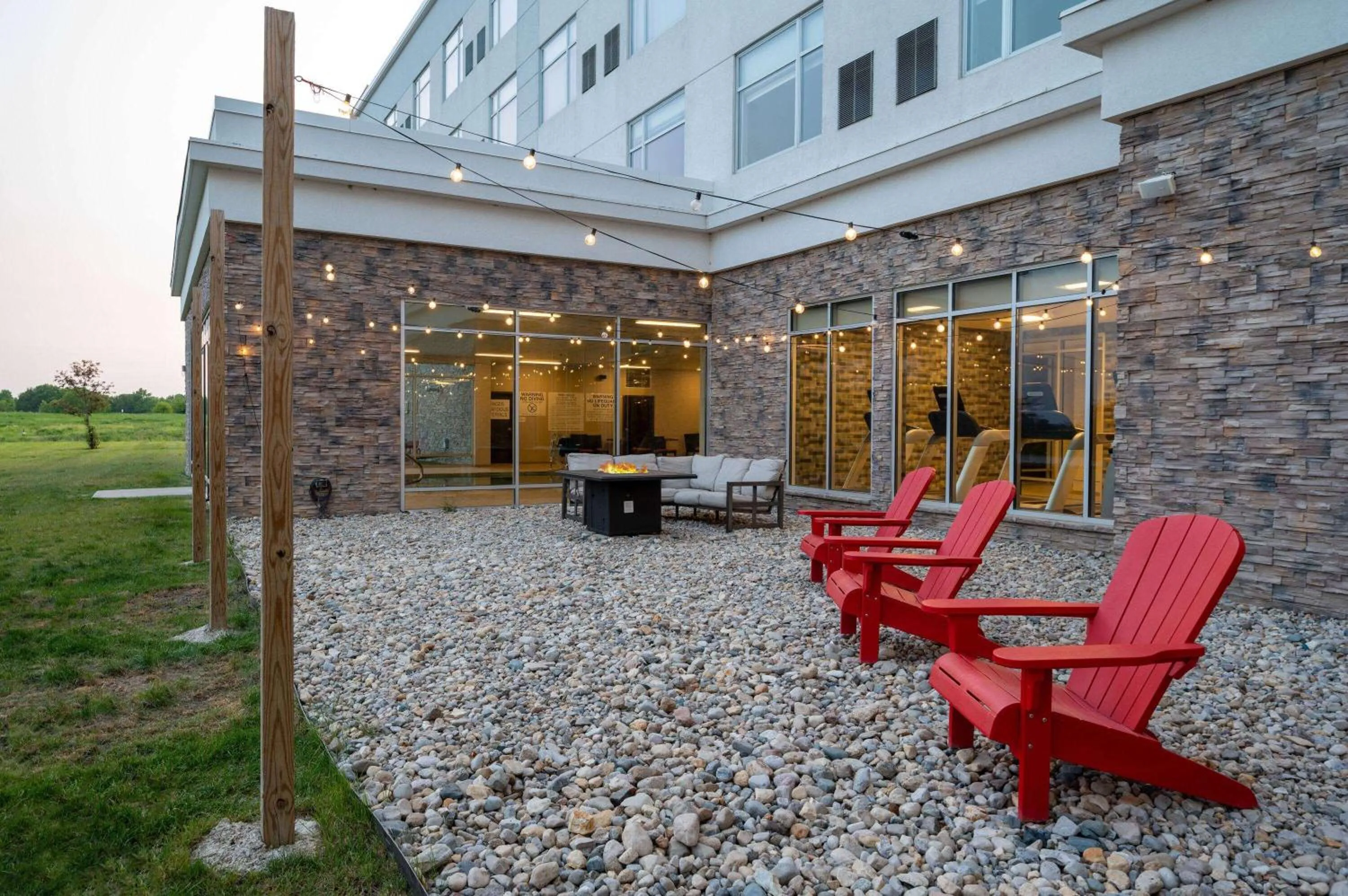 Inner courtyard view in Wyndham Westfield