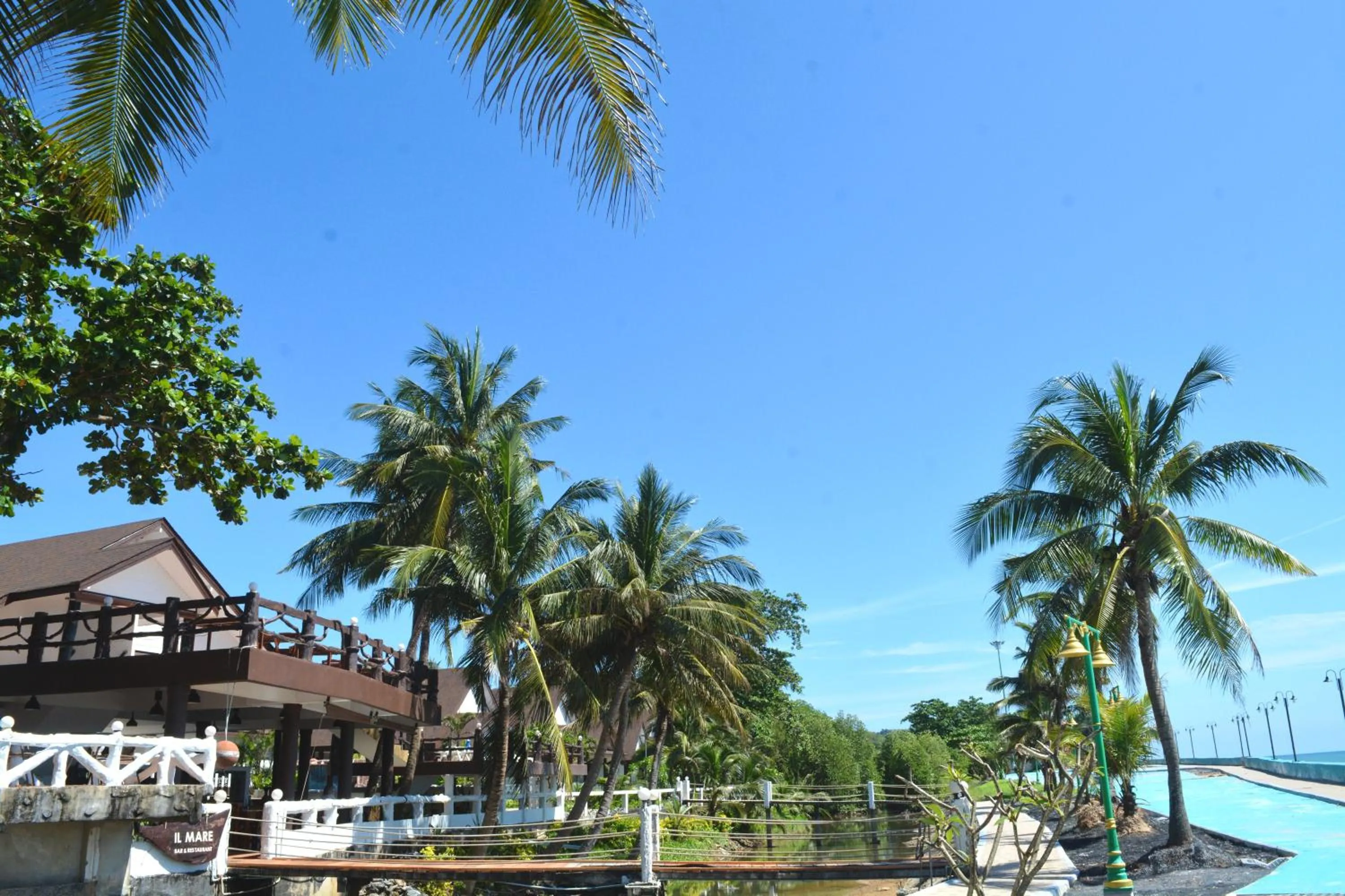 Lanta IL Mare Beach Resort