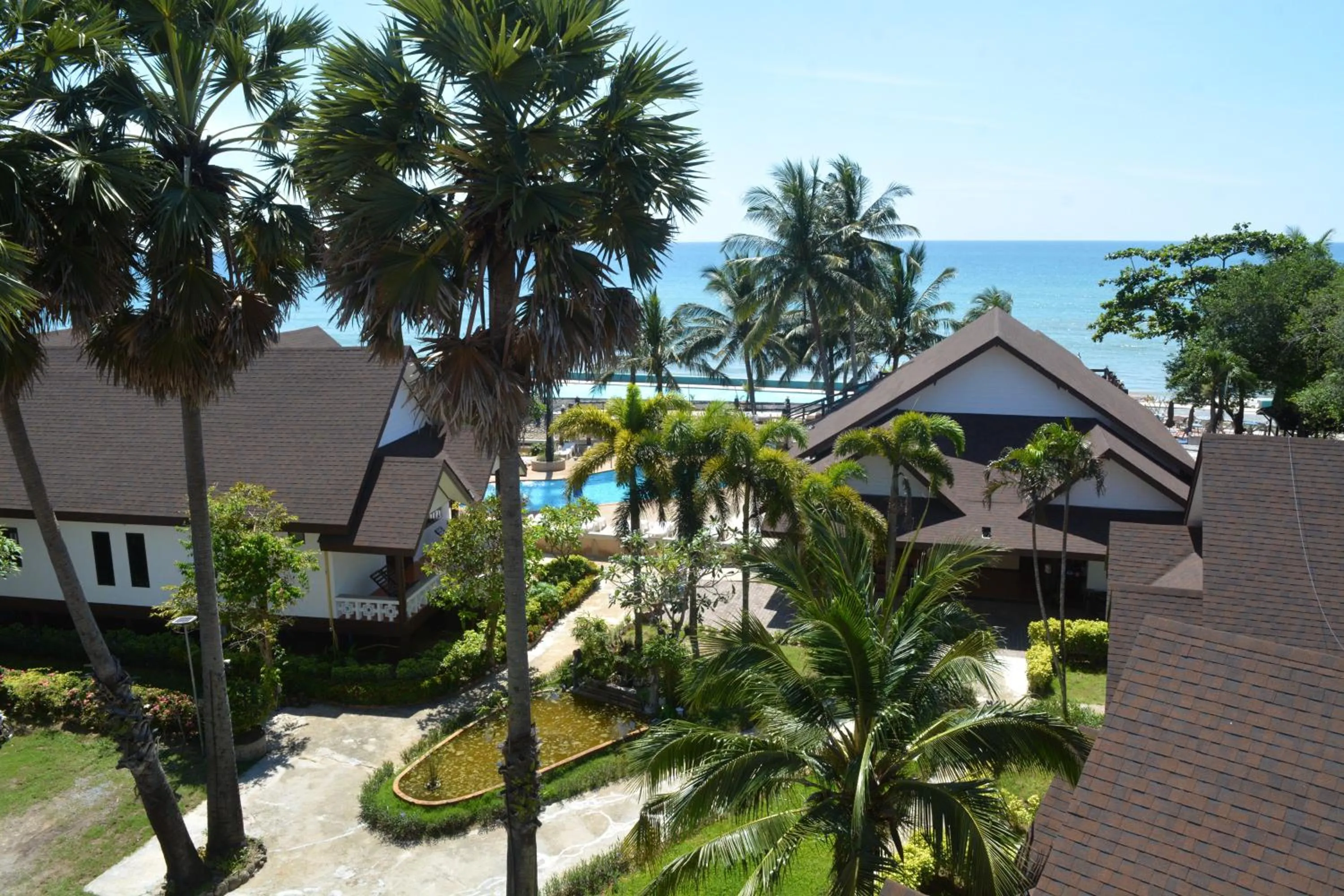 Lanta IL Mare Beach Resort