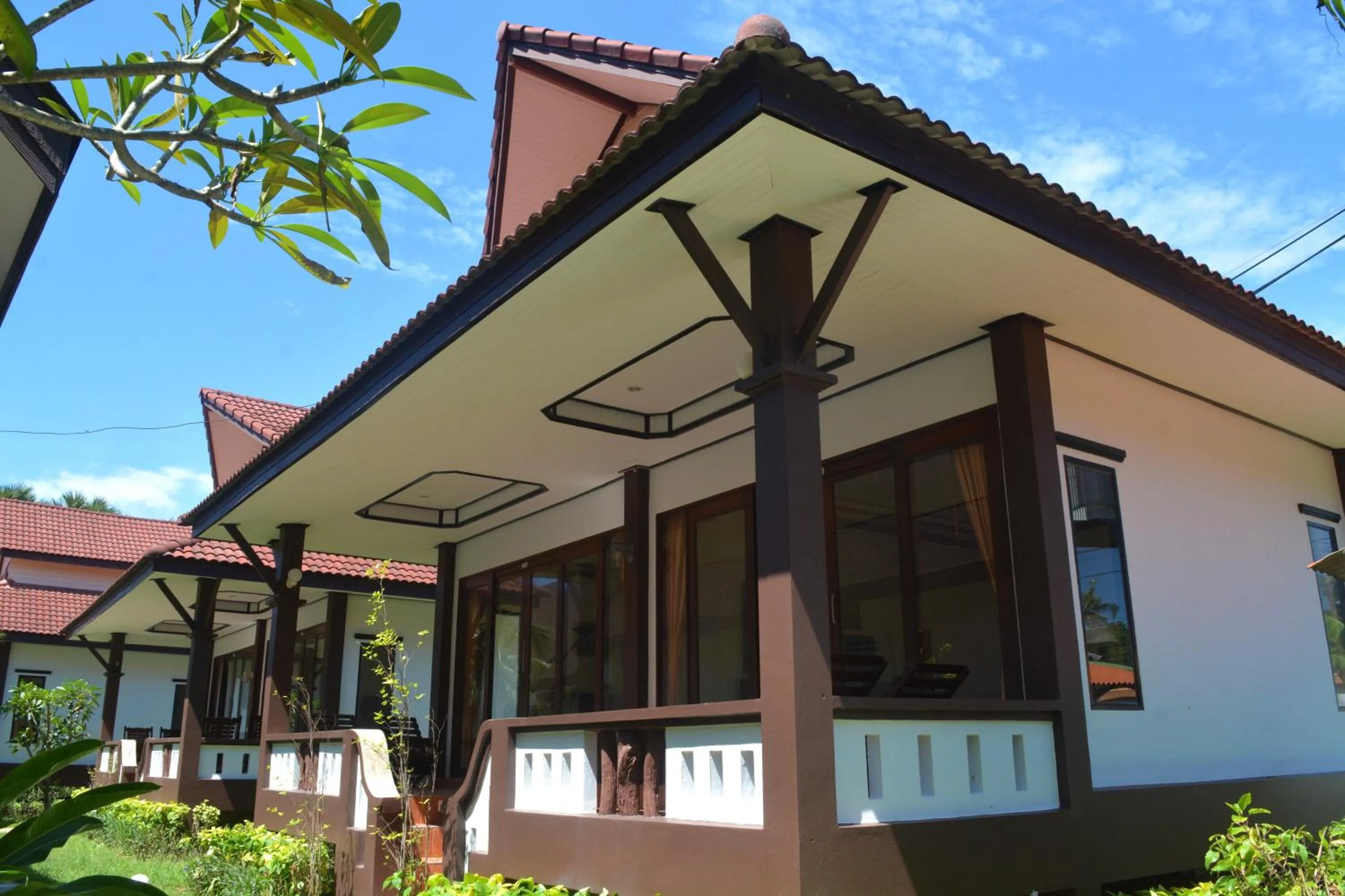 Lanta IL Mare Beach Resort