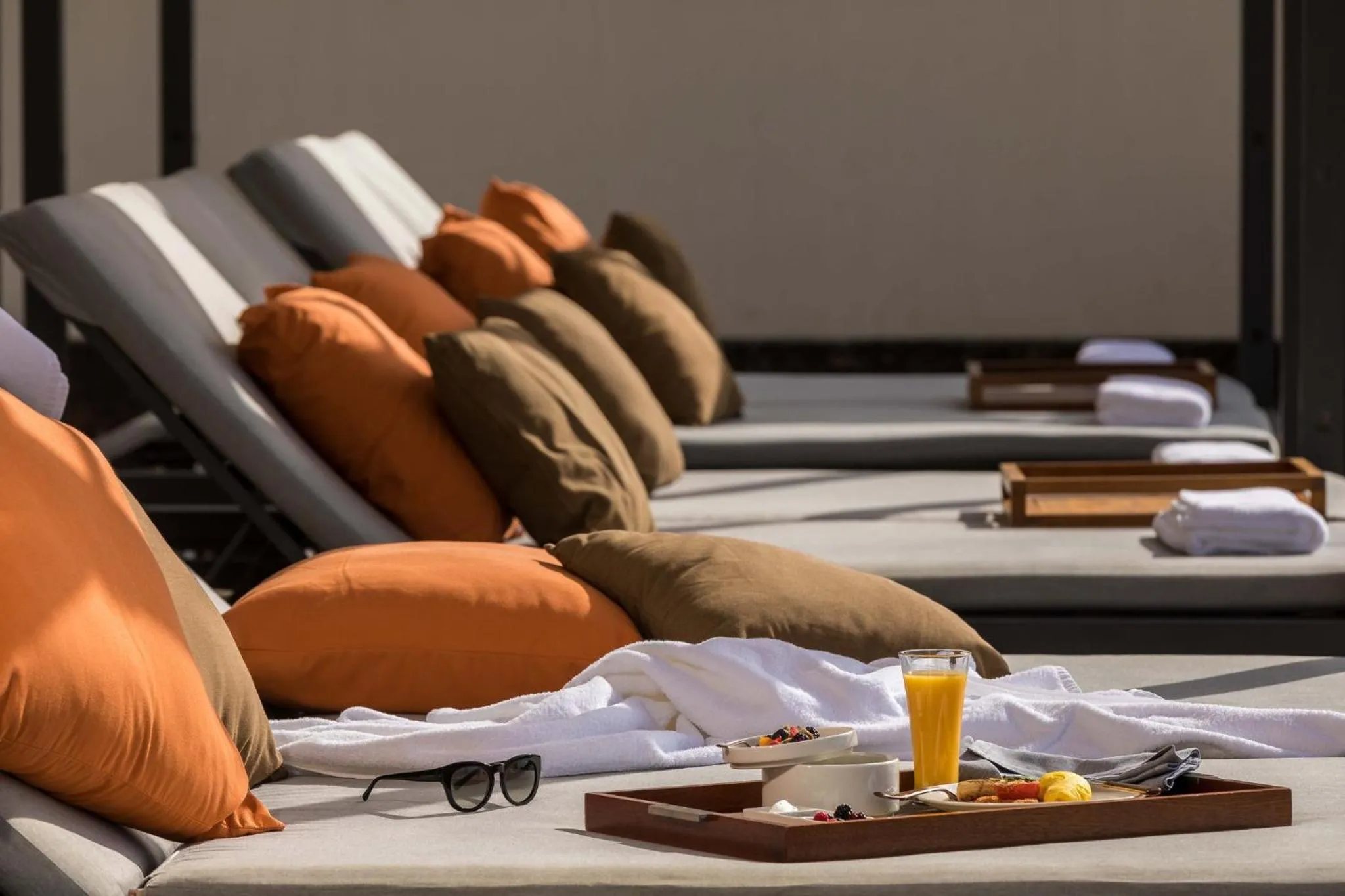 Swimming pool in InterContinental Fujairah Resort by IHG