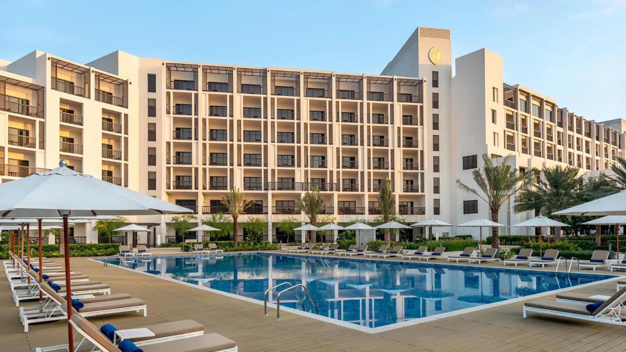 Swimming pool in InterContinental Fujairah Resort by IHG