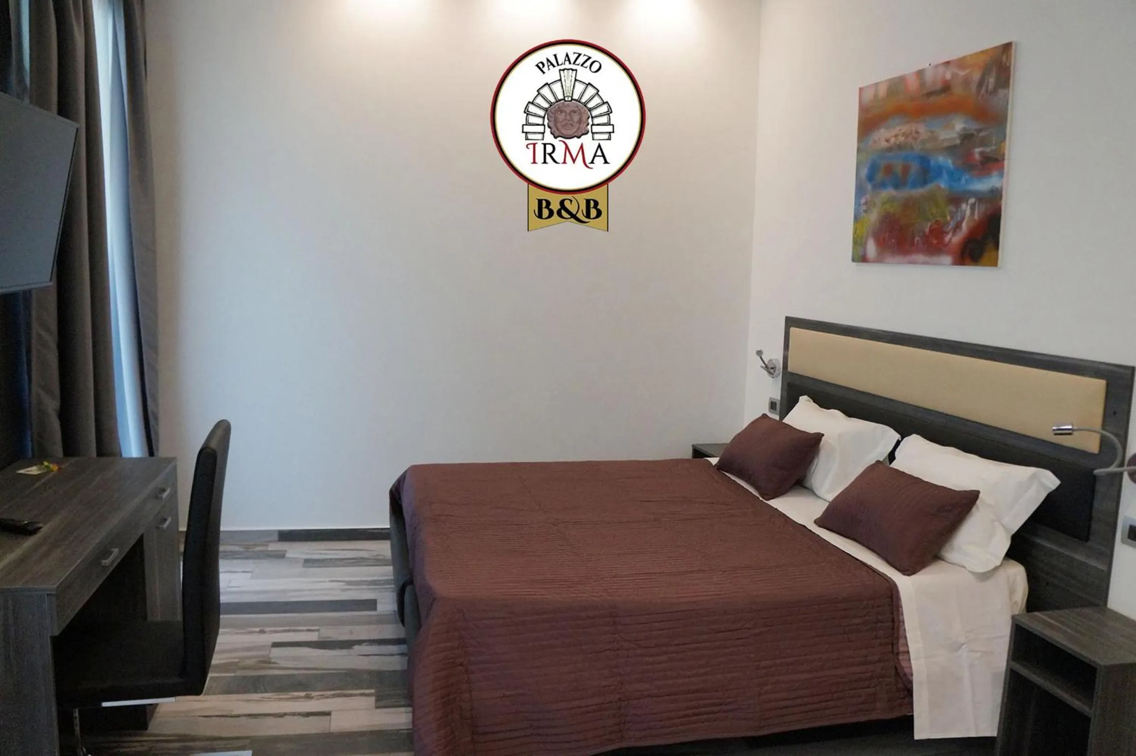 Photo of the whole room, Bed in Palazzo IrMa - Hotel - B&B Luxury