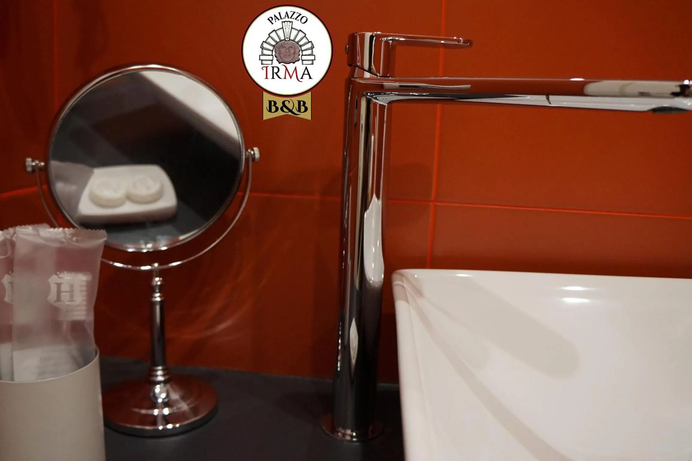 Bathroom in Palazzo IrMa - Hotel - B&B Luxury