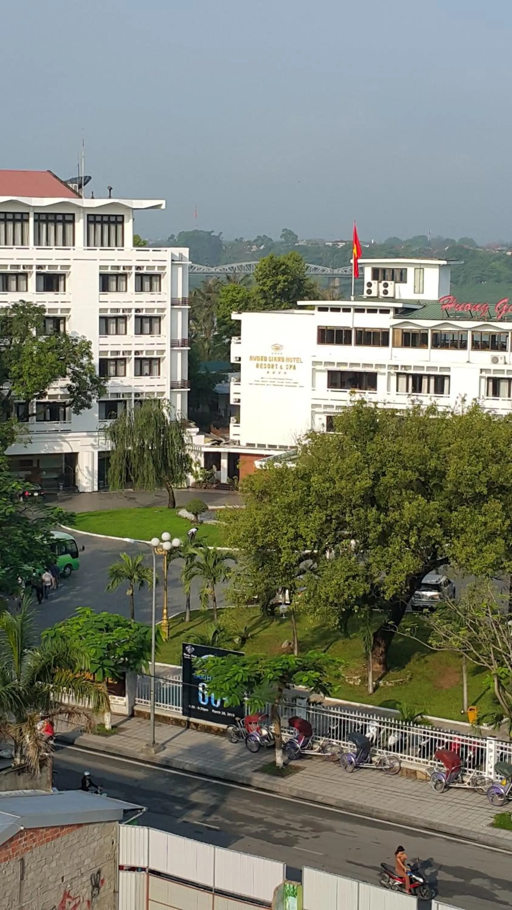 Facade/entrance in Than Thien - Friendly Hotel