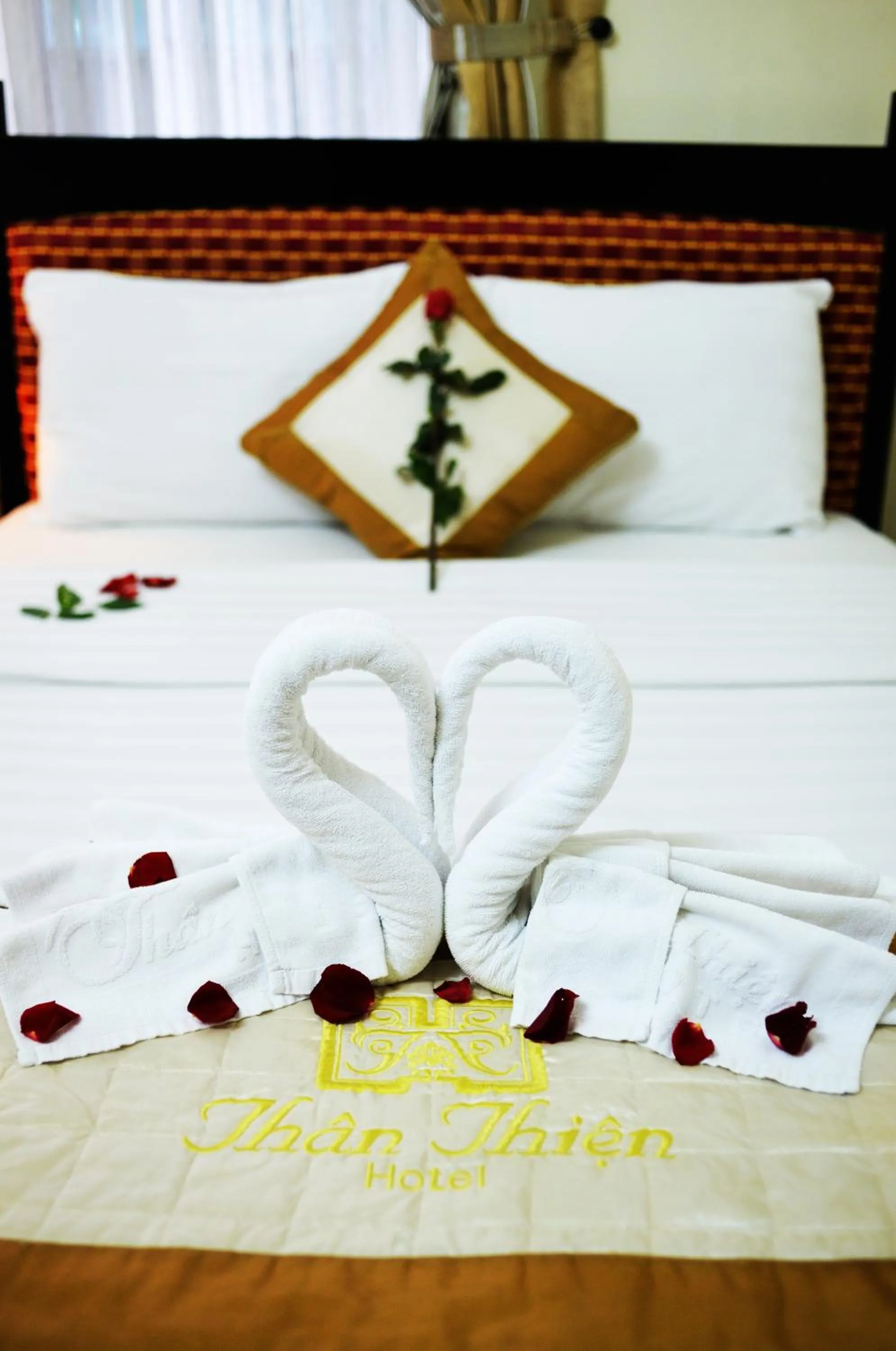 Decorative detail, Bed in Than Thien - Friendly Hotel