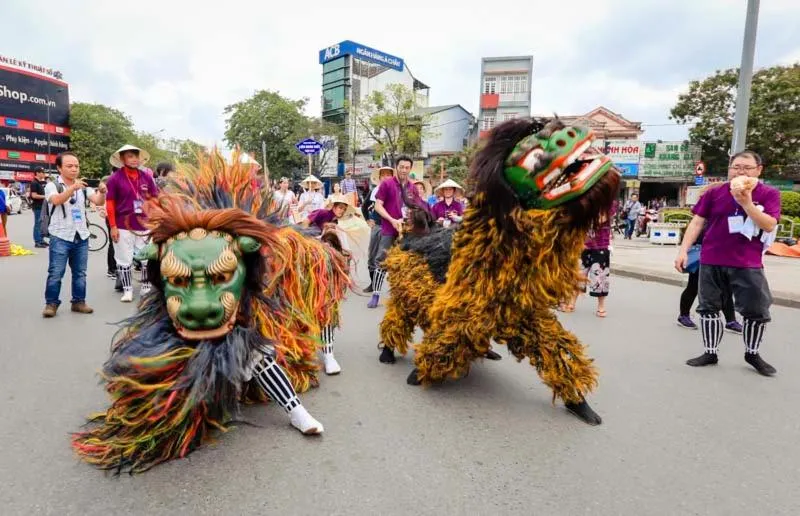 People in Than Thien - Friendly Hotel