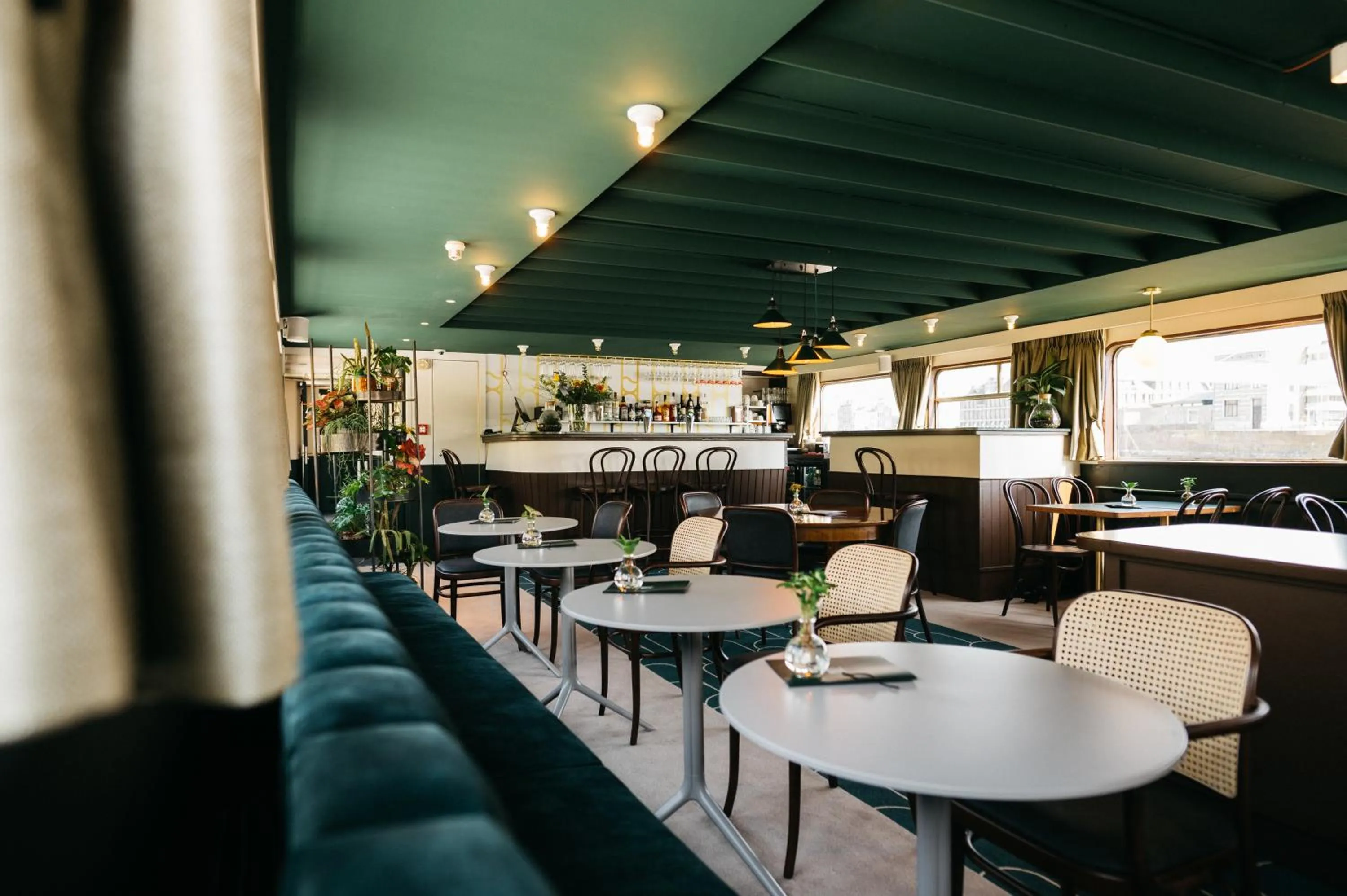 Restaurant/places to eat in Botel Maastricht