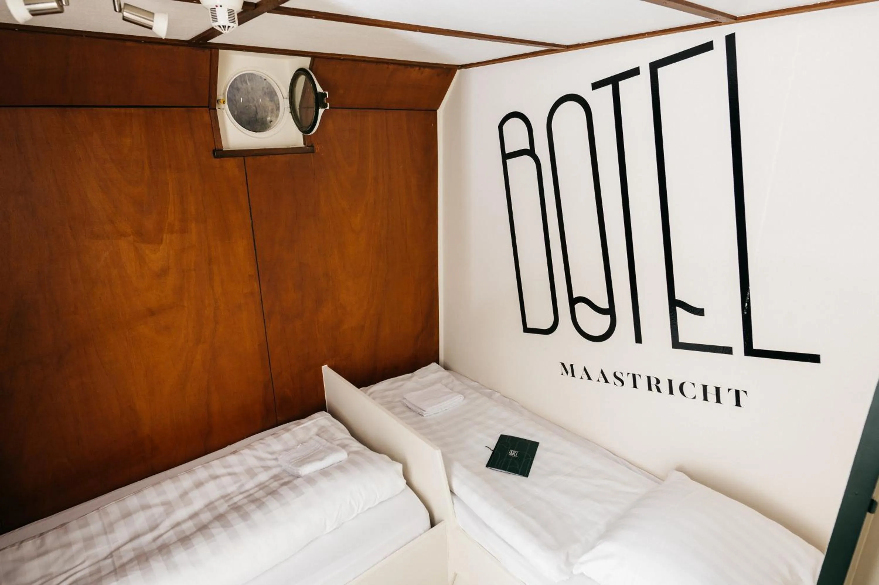Bed in Botel Maastricht