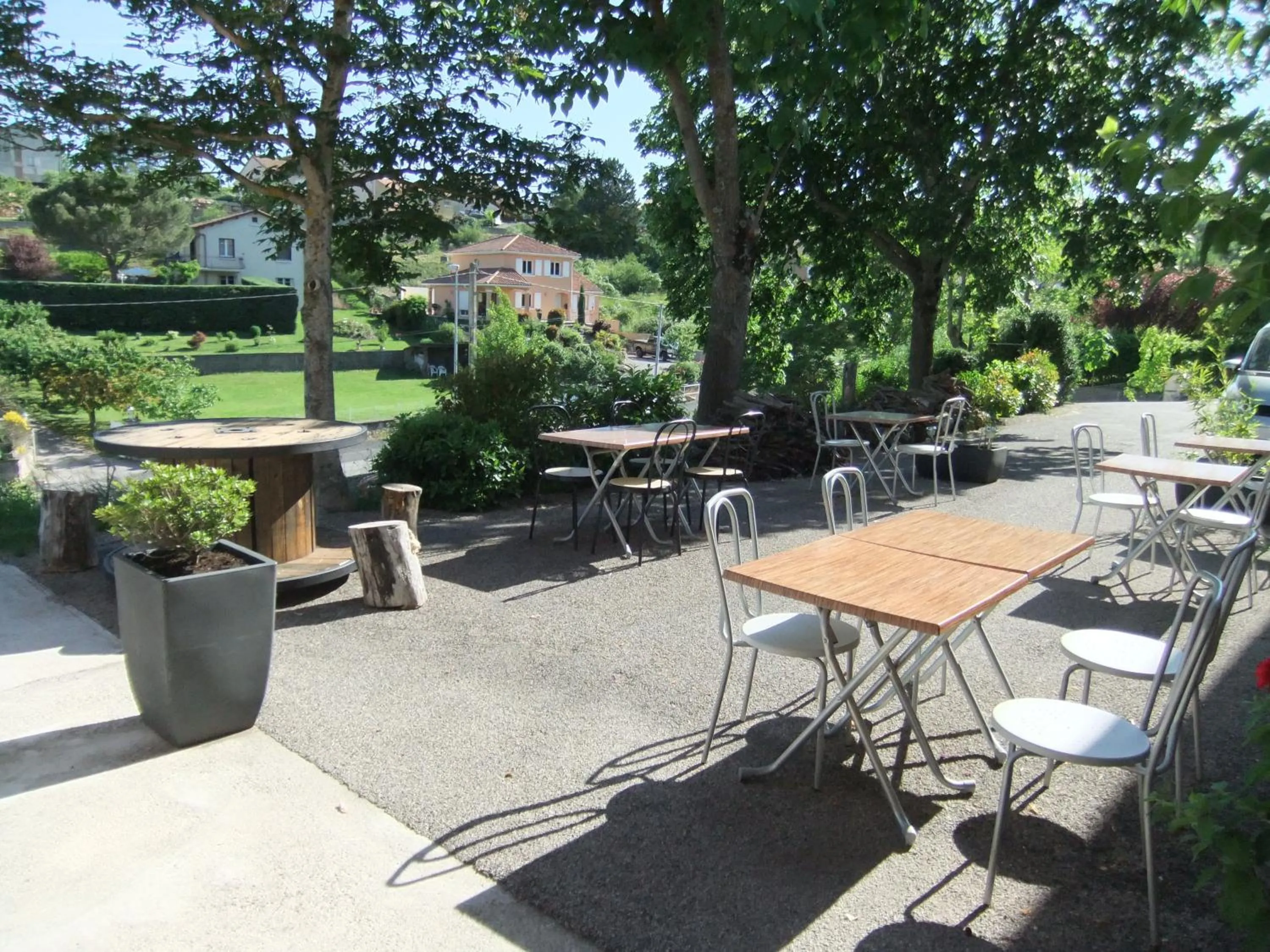 Patio in Gîte des Grands Causses
