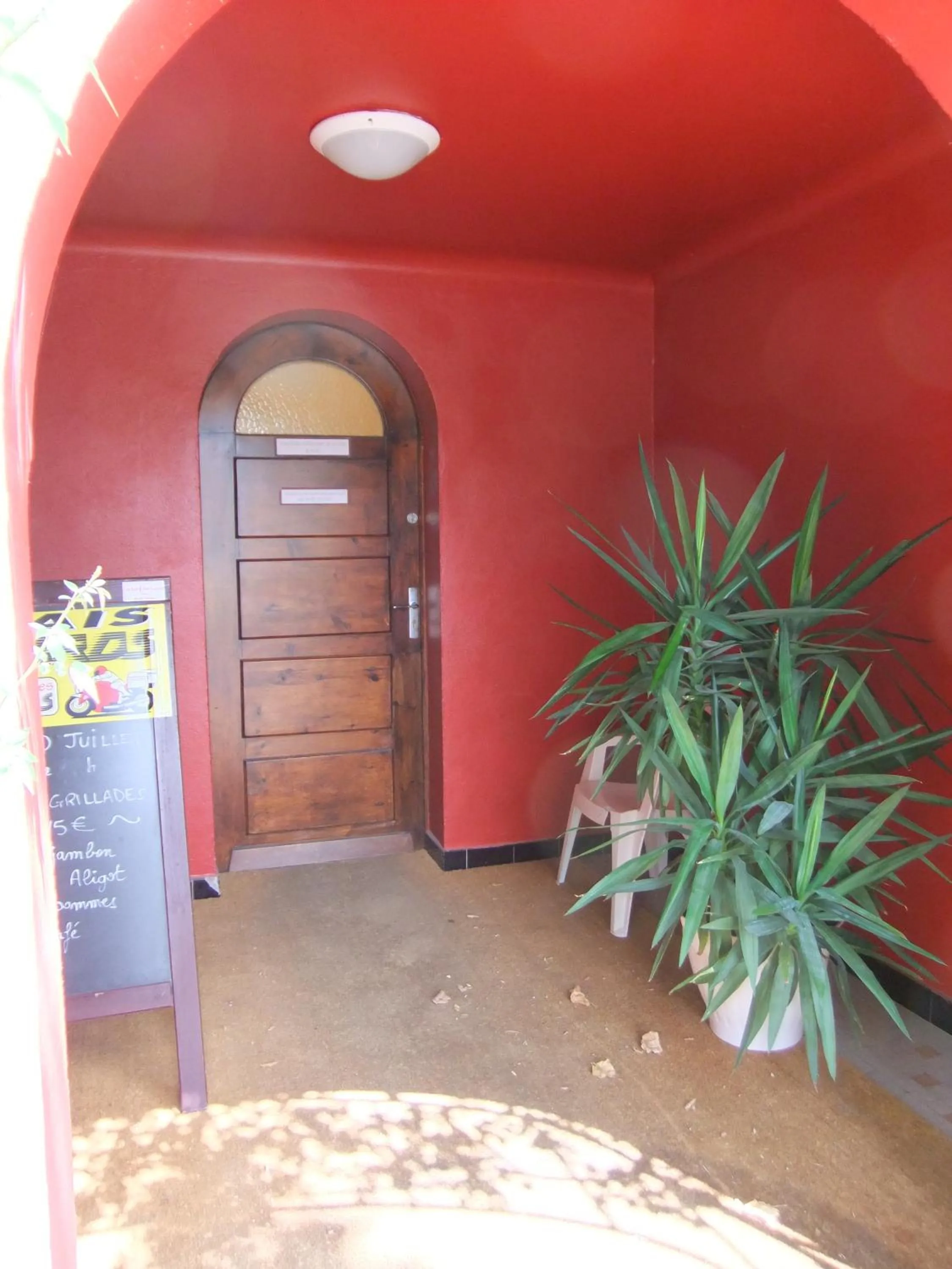 Facade/entrance in Gîte des Grands Causses