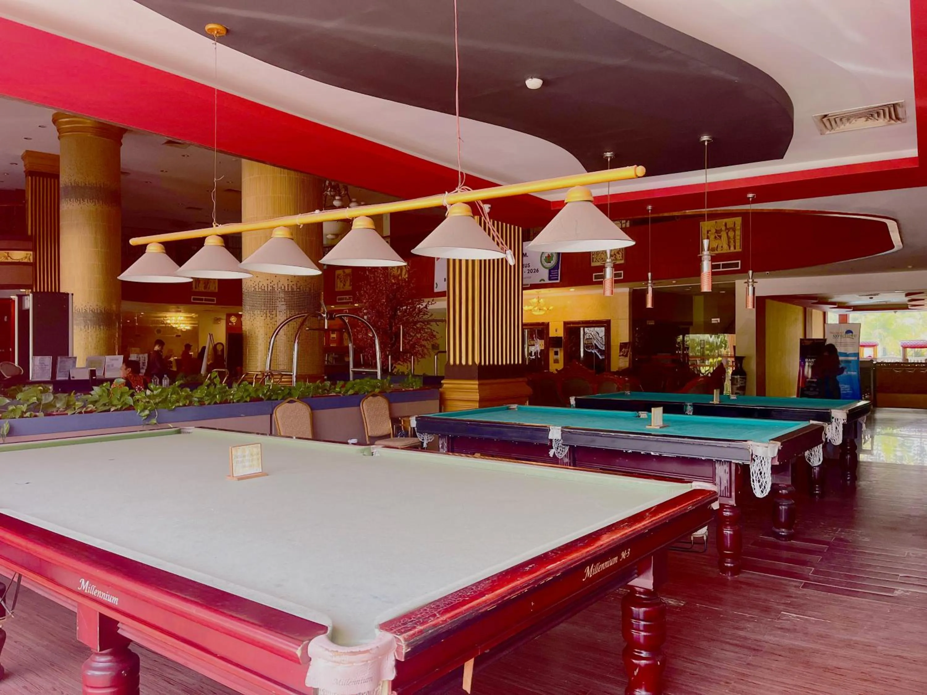 Billiard in Golden View Hotel