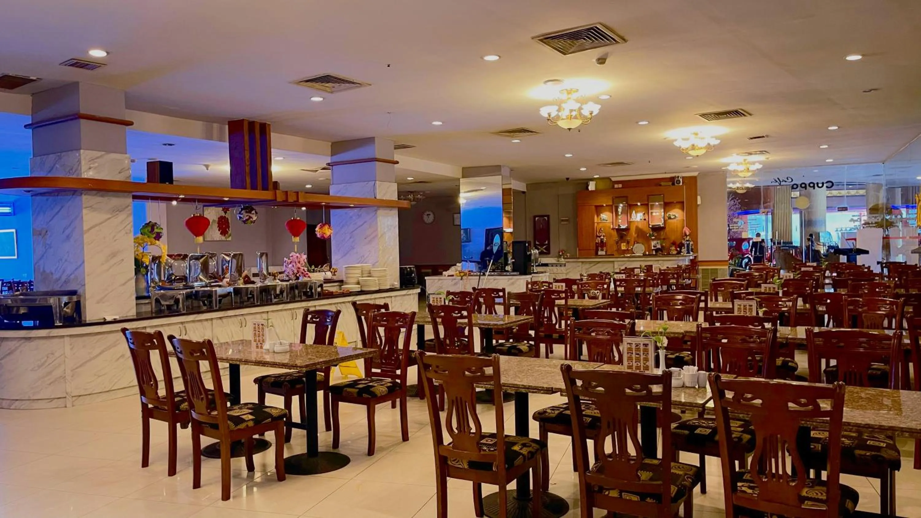 Breakfast in Golden View Hotel