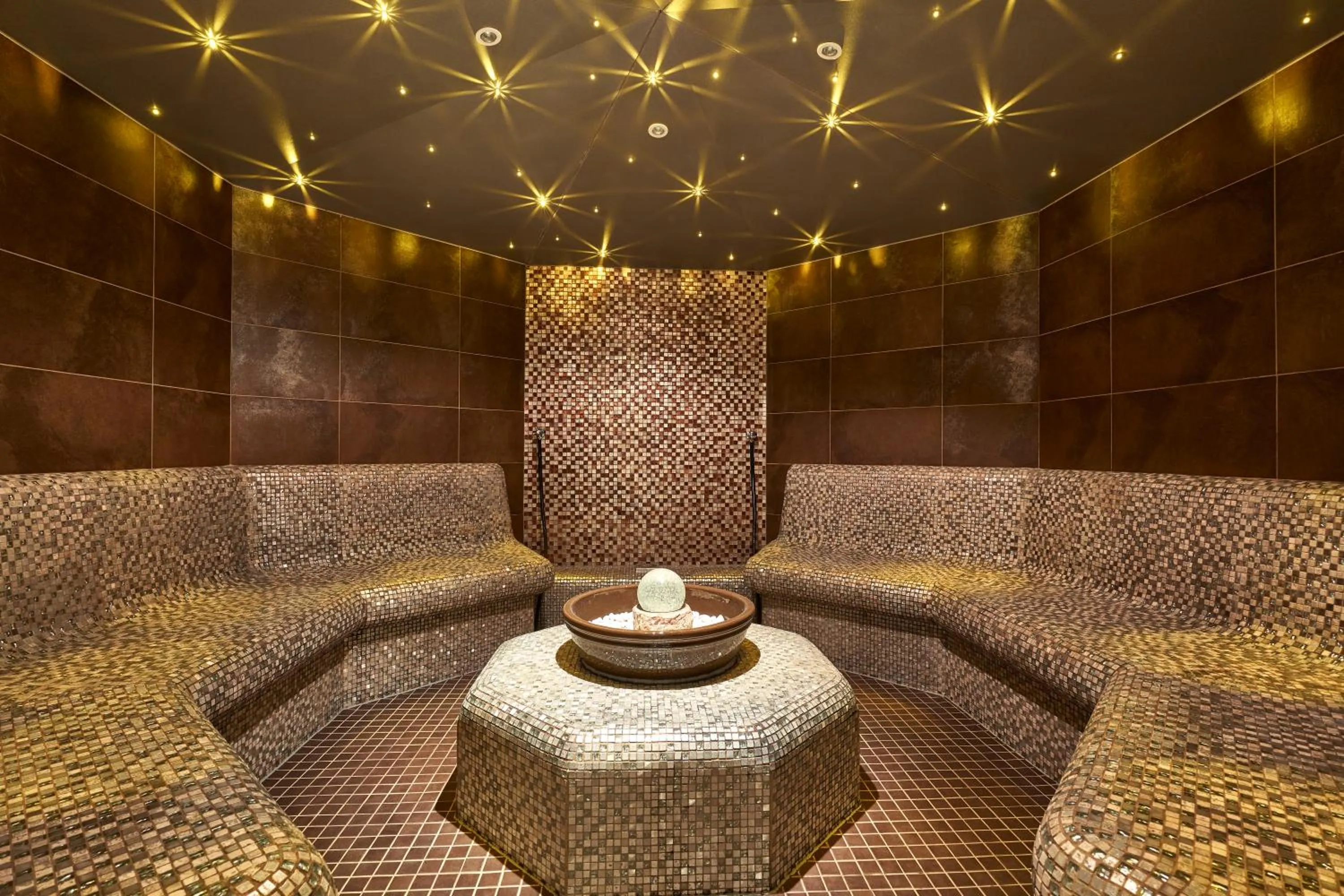 Kristall- & Vitalhotel Bergknappenhof