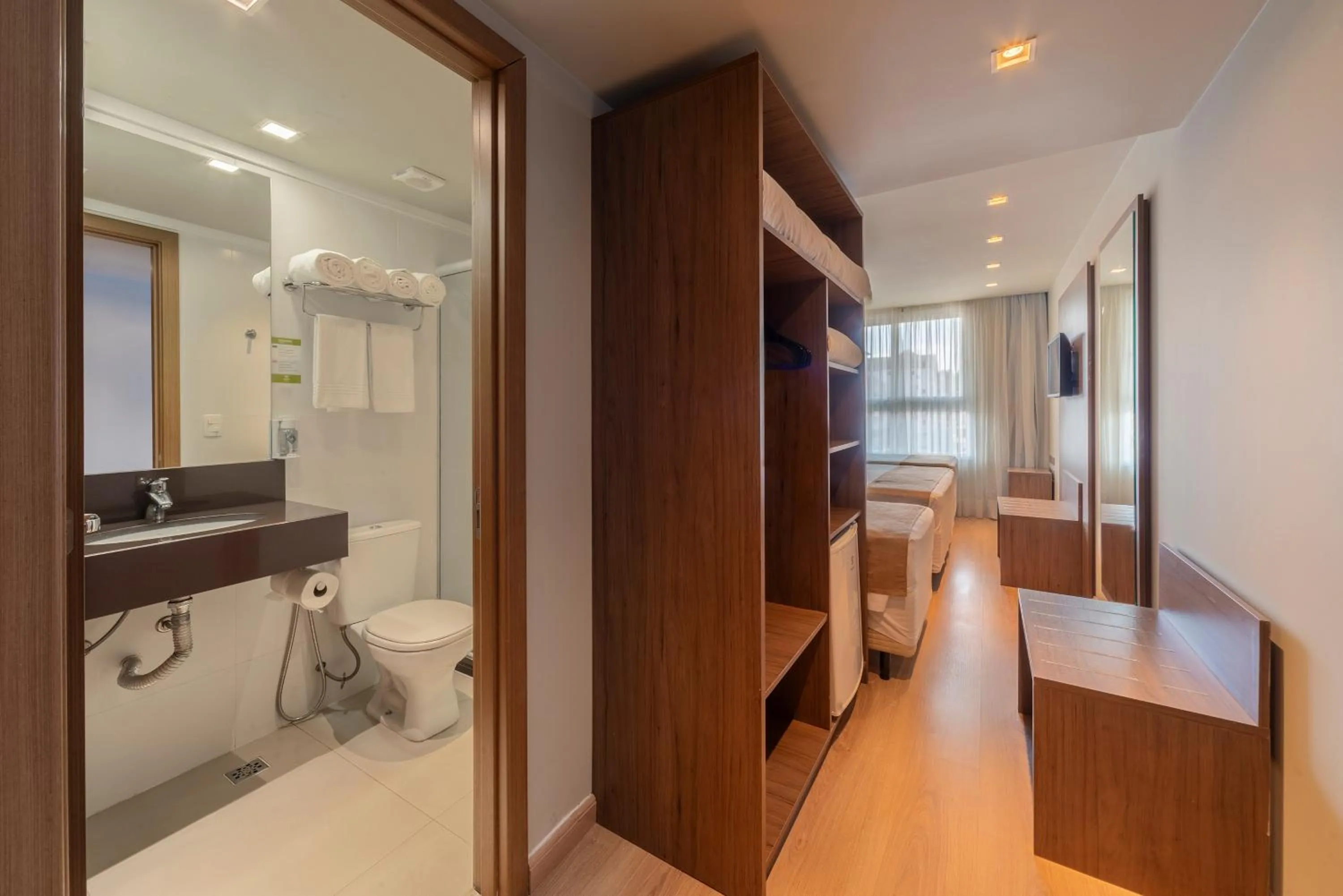 Bedroom in Hotel Laghetto Vivace