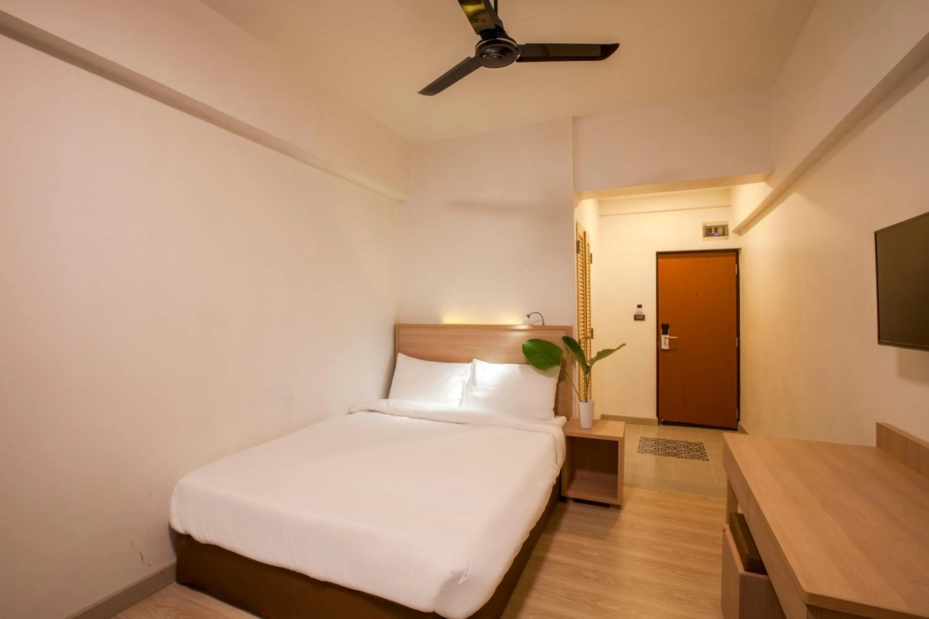 Bed in RCN Court & Inn